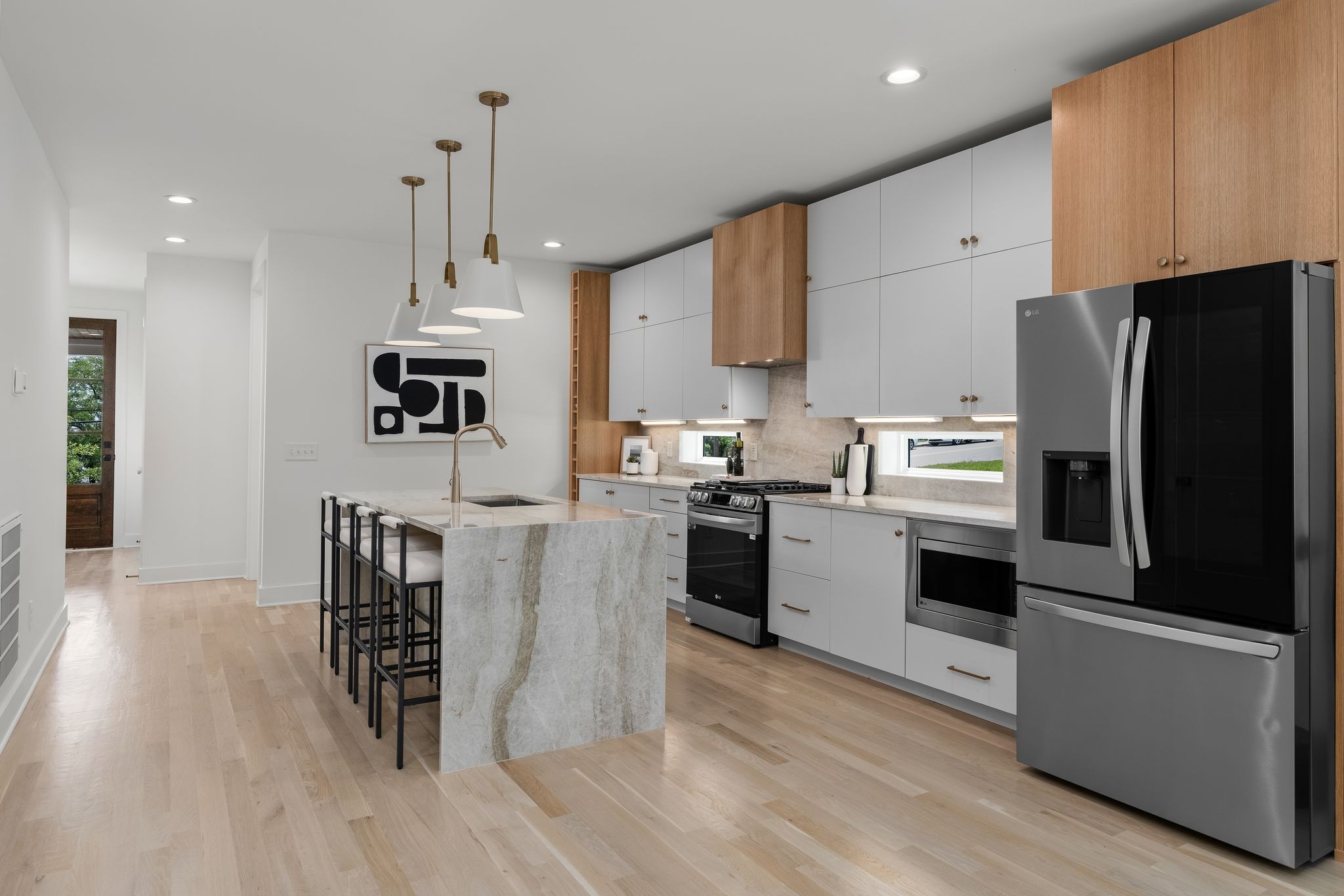 917 33rd Ave, N Unit: A