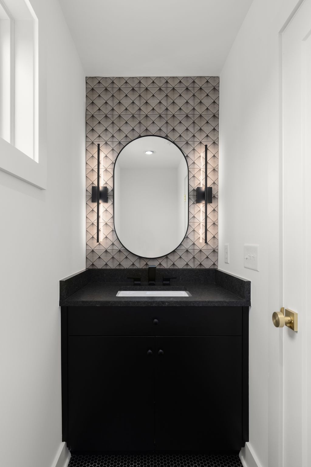 917 33rd Ave, N Unit: A