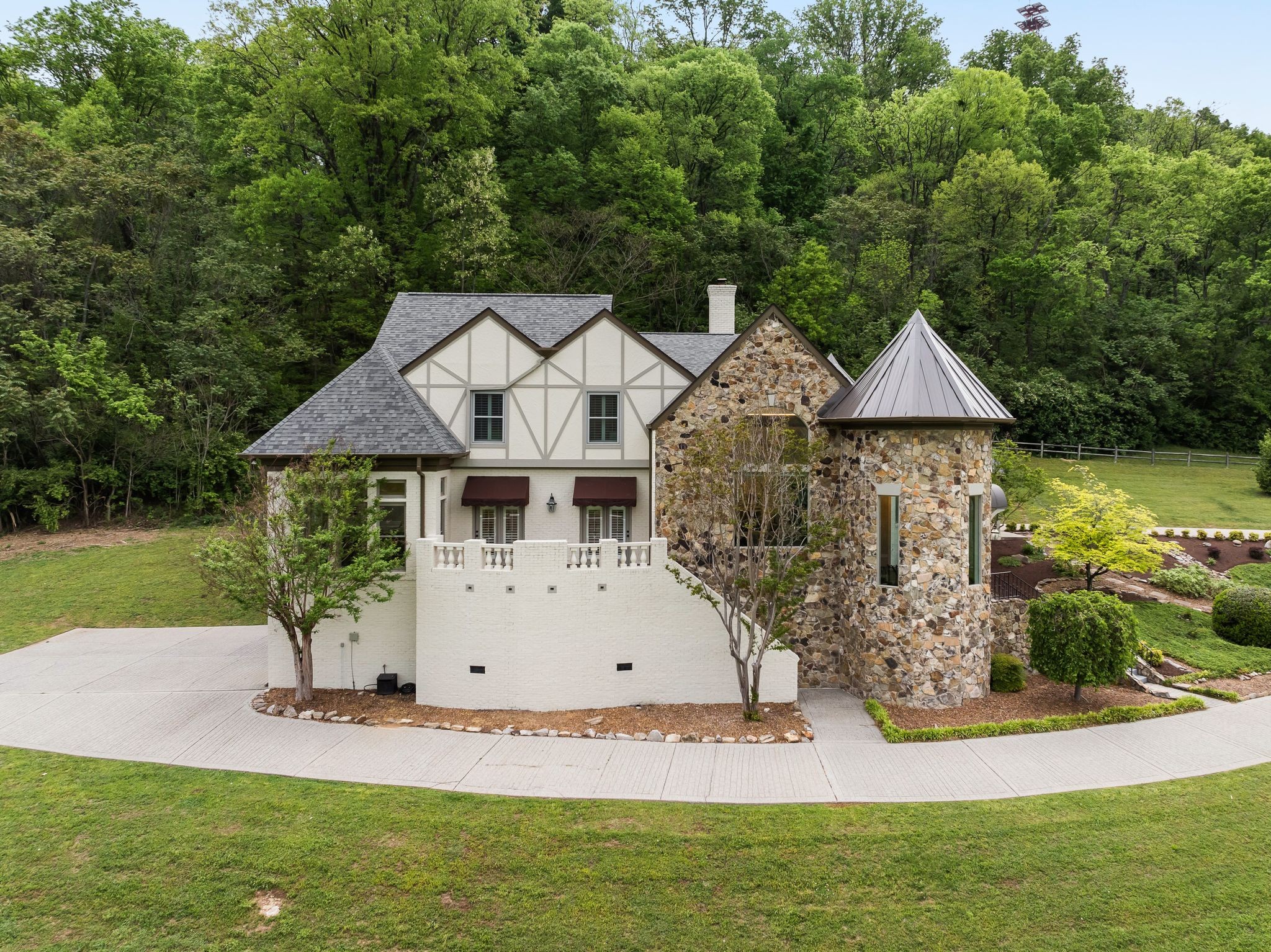 1026 Holly Tree Gap Rd