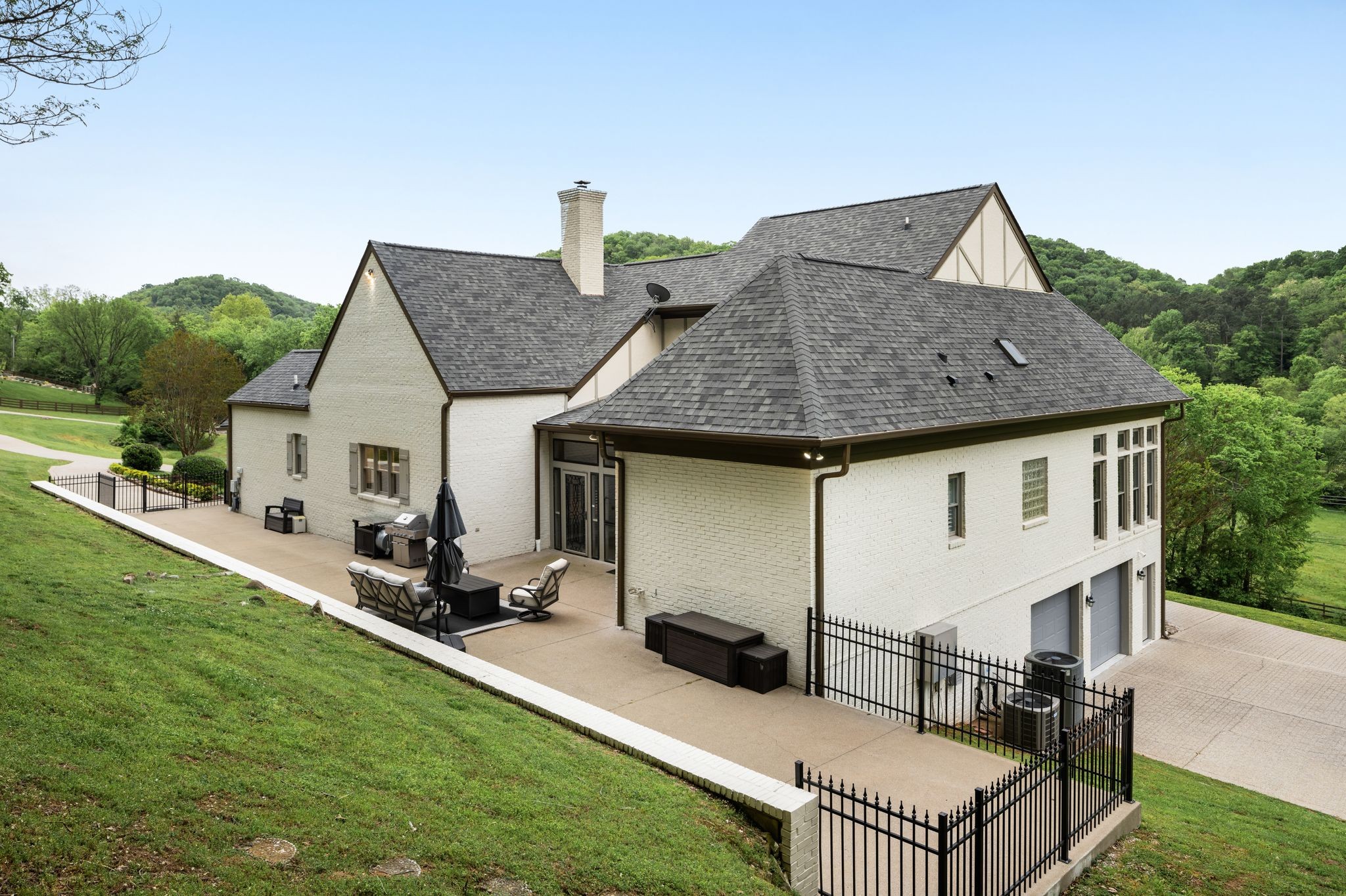 1026 Holly Tree Gap Rd