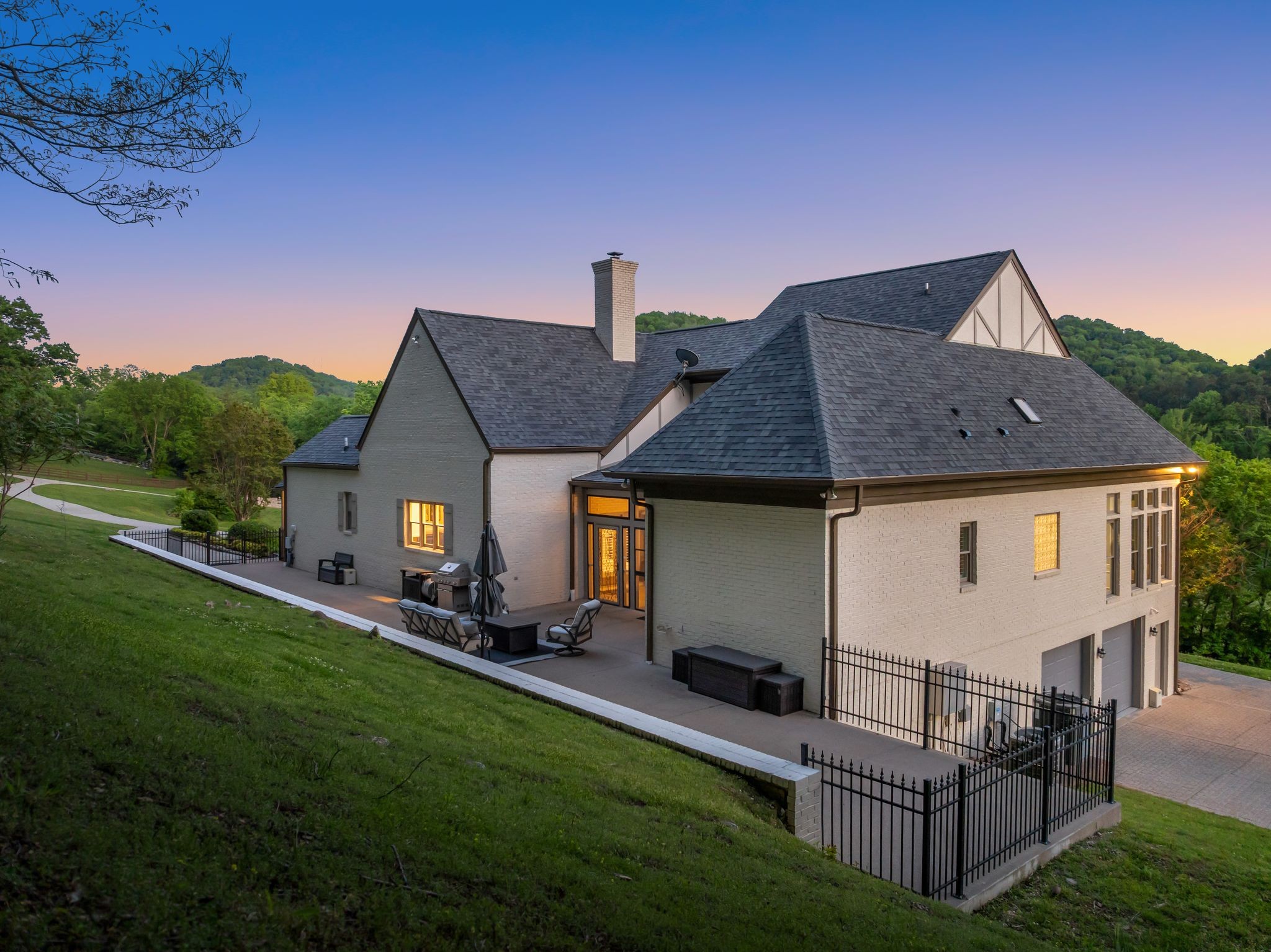 1026 Holly Tree Gap Rd