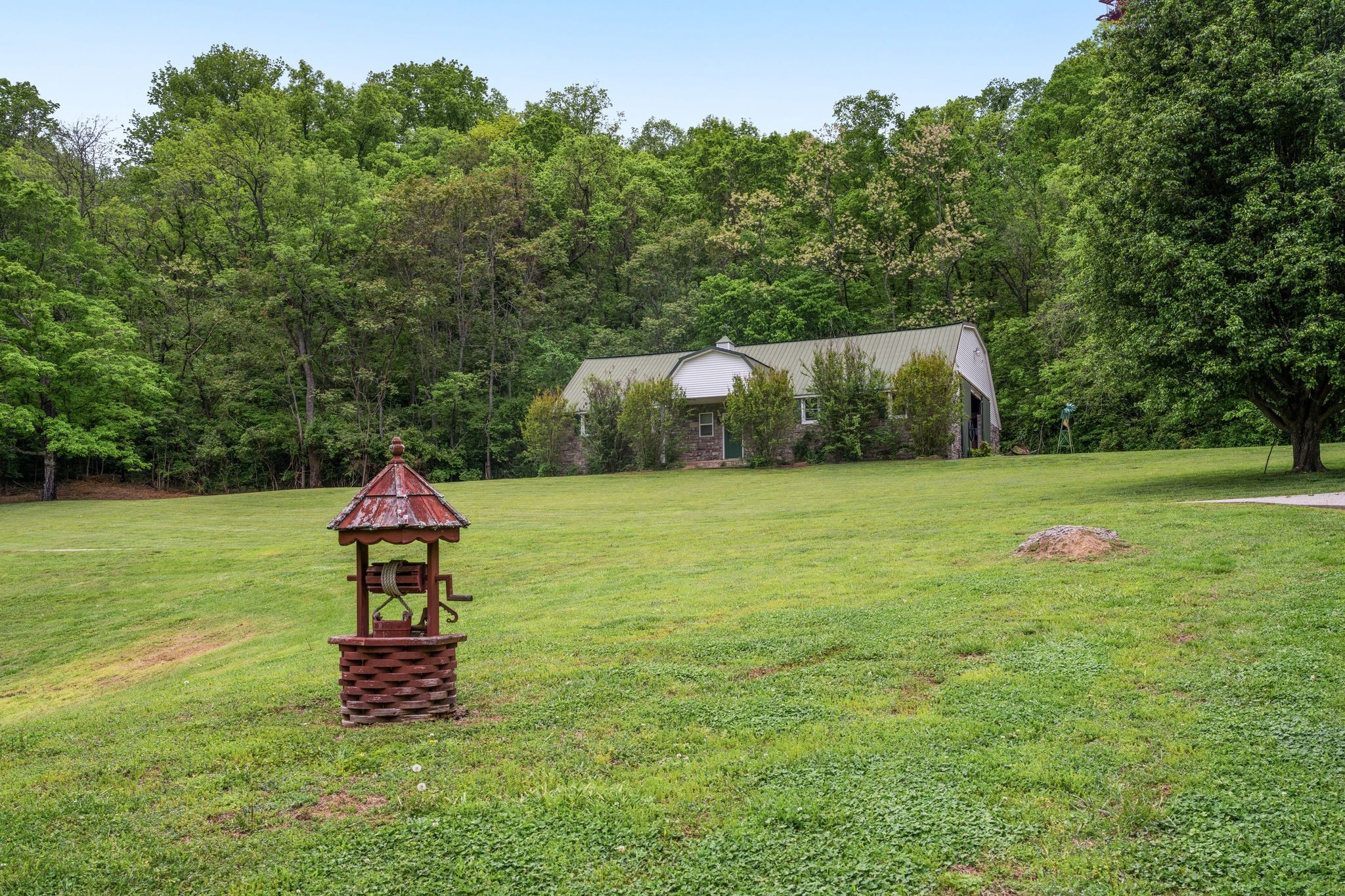 1026 Holly Tree Gap Rd
