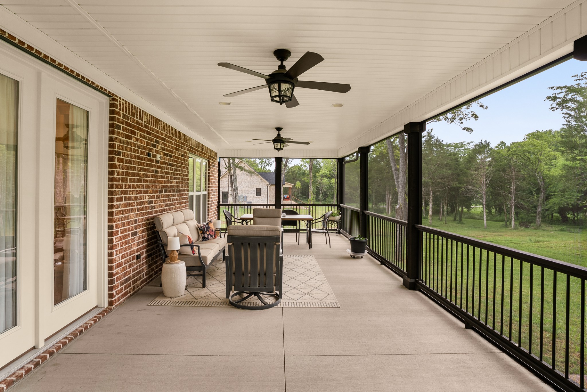 1497 Phillips Rd