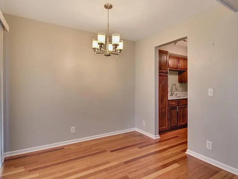 810 Bellevue Rd Unit: 218