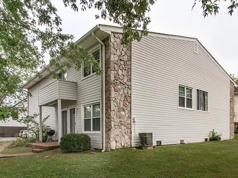 810 Bellevue Rd Unit: 218