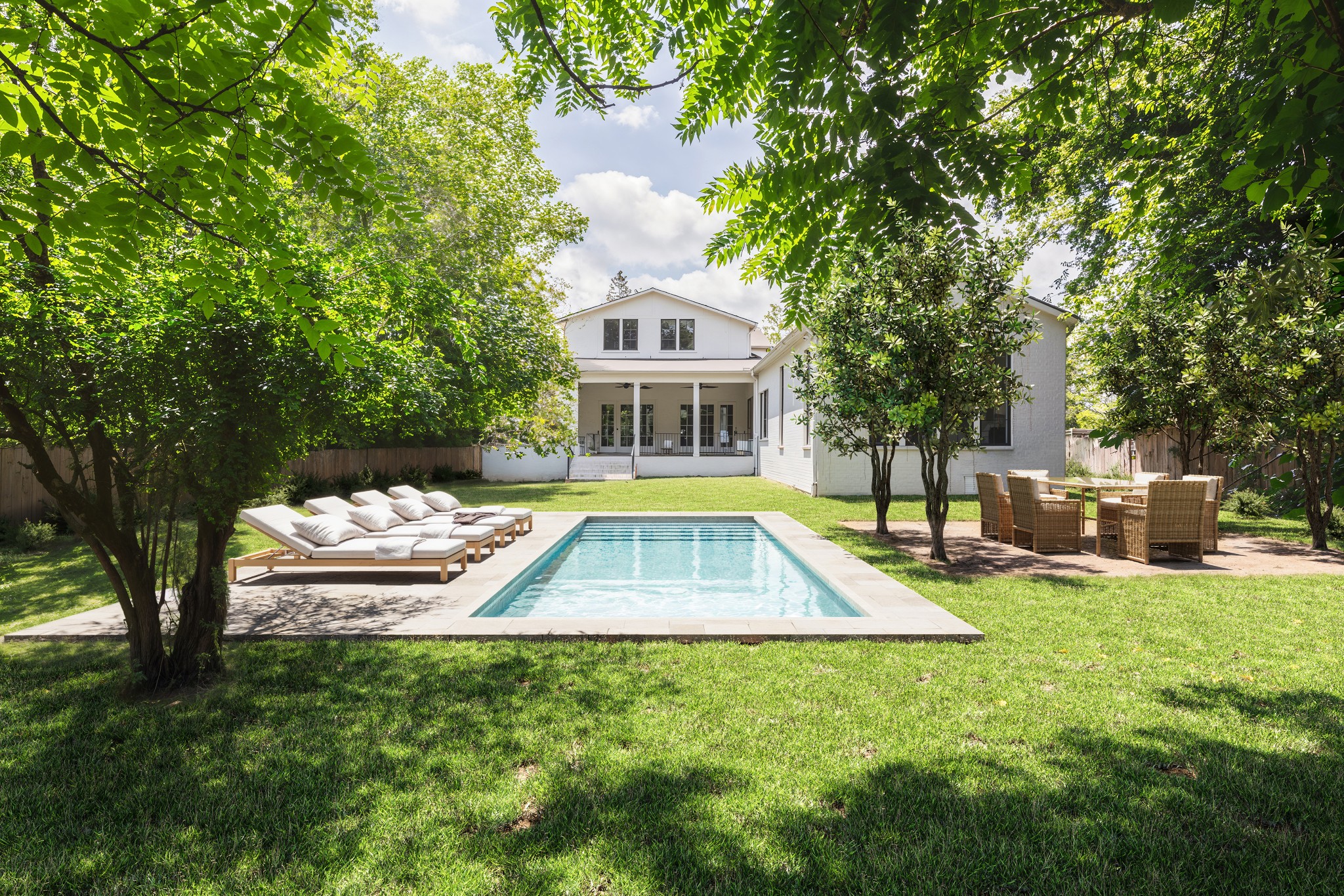 916 Cadillac Ave