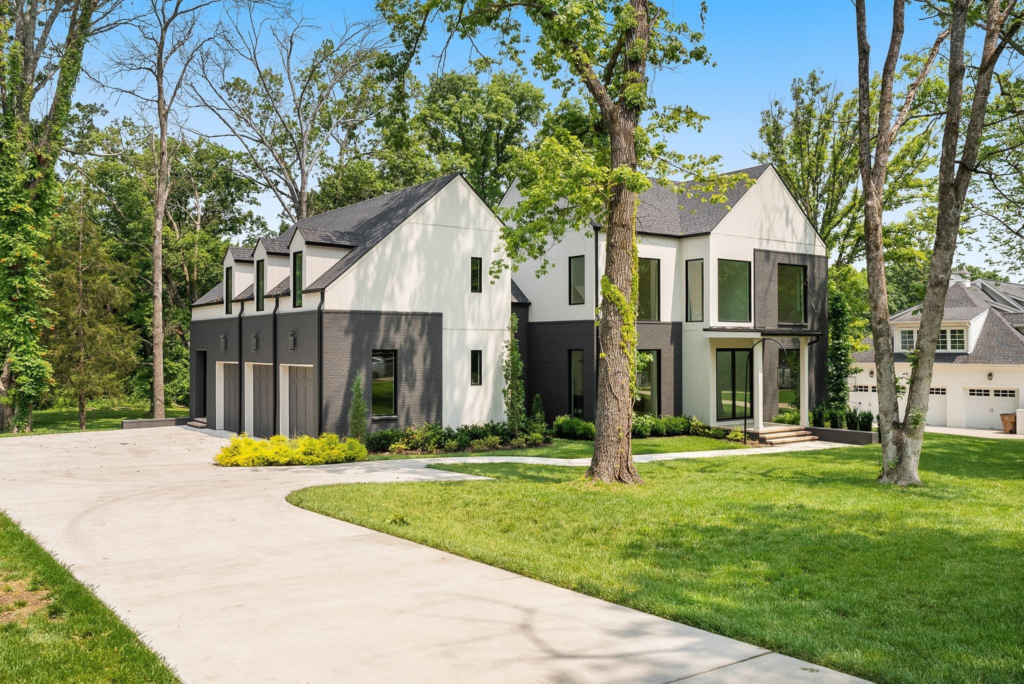 6120 Bresslyn Rd