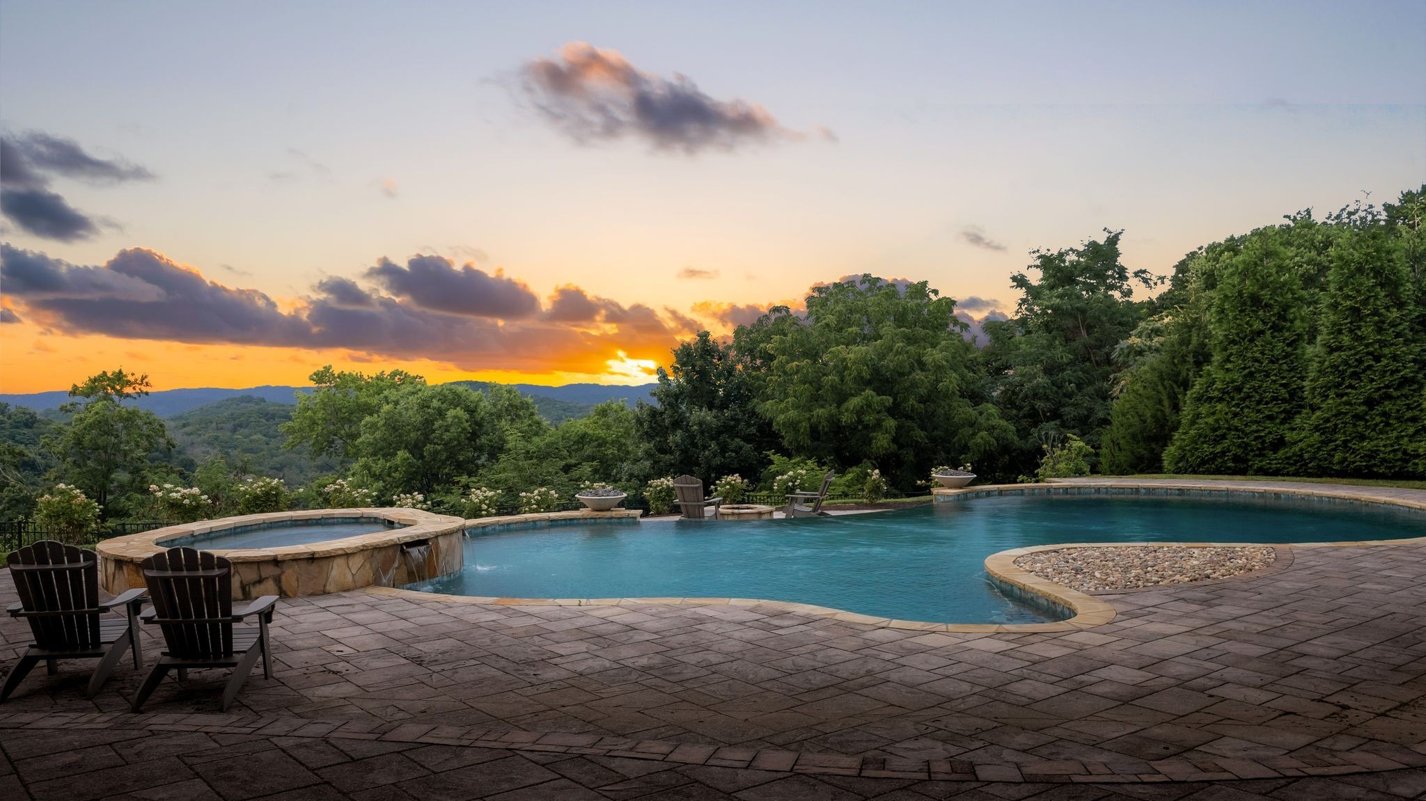 443 Canterbury Rise