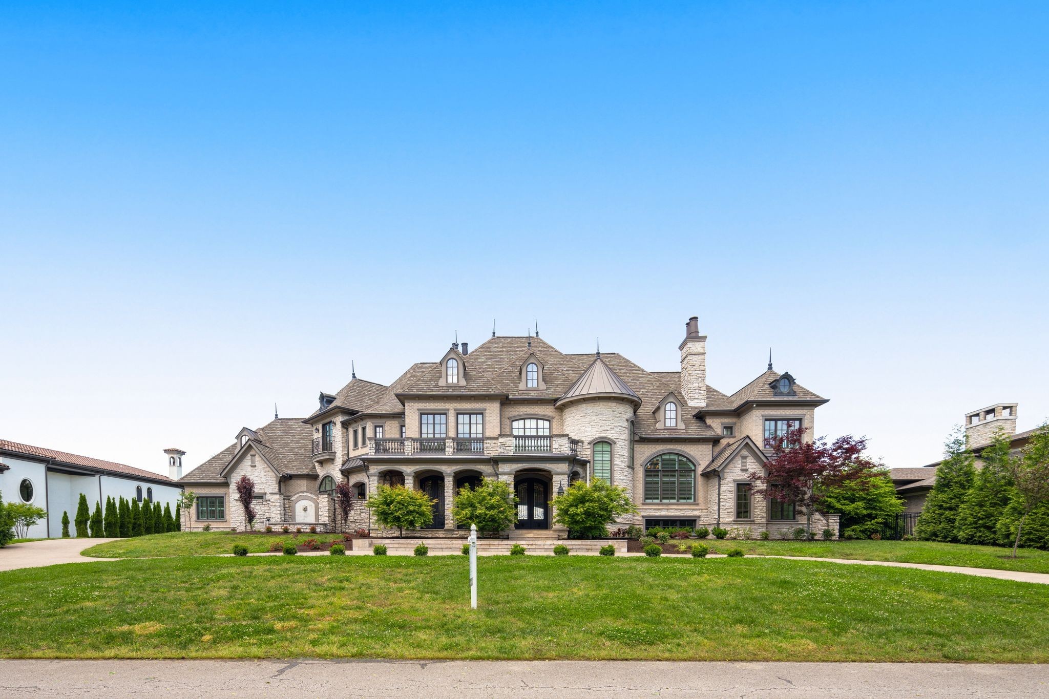 443 Canterbury Rise