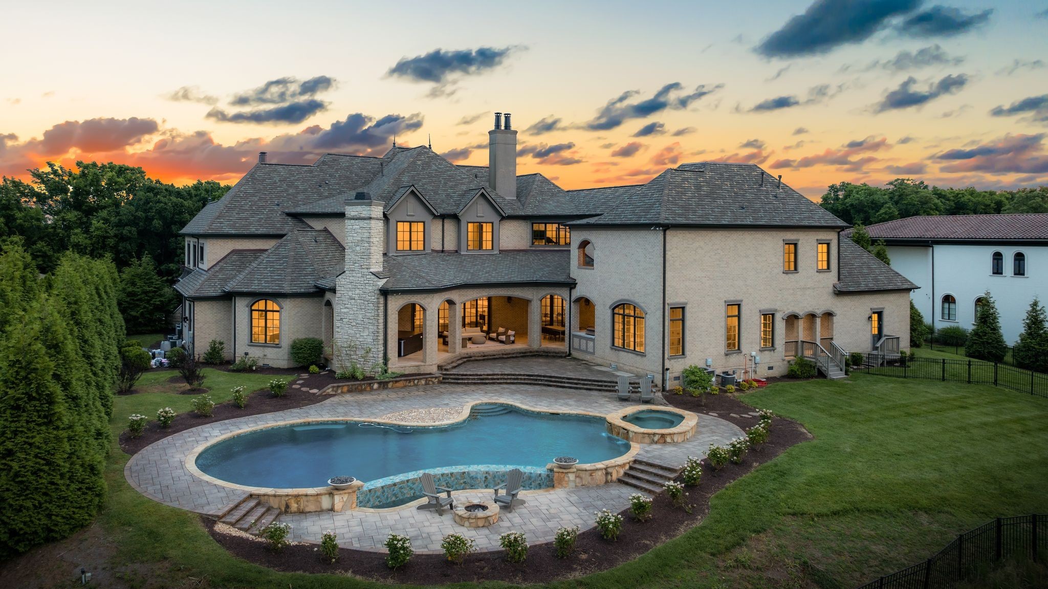 443 Canterbury Rise