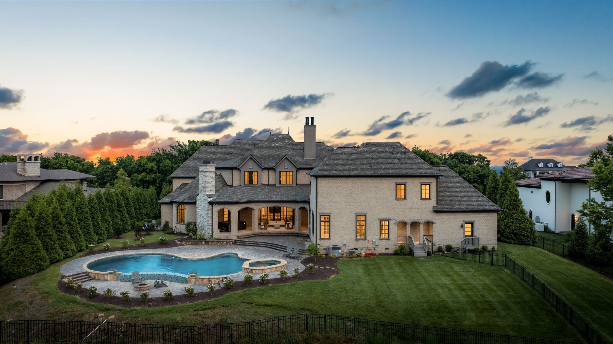 443 Canterbury Rise