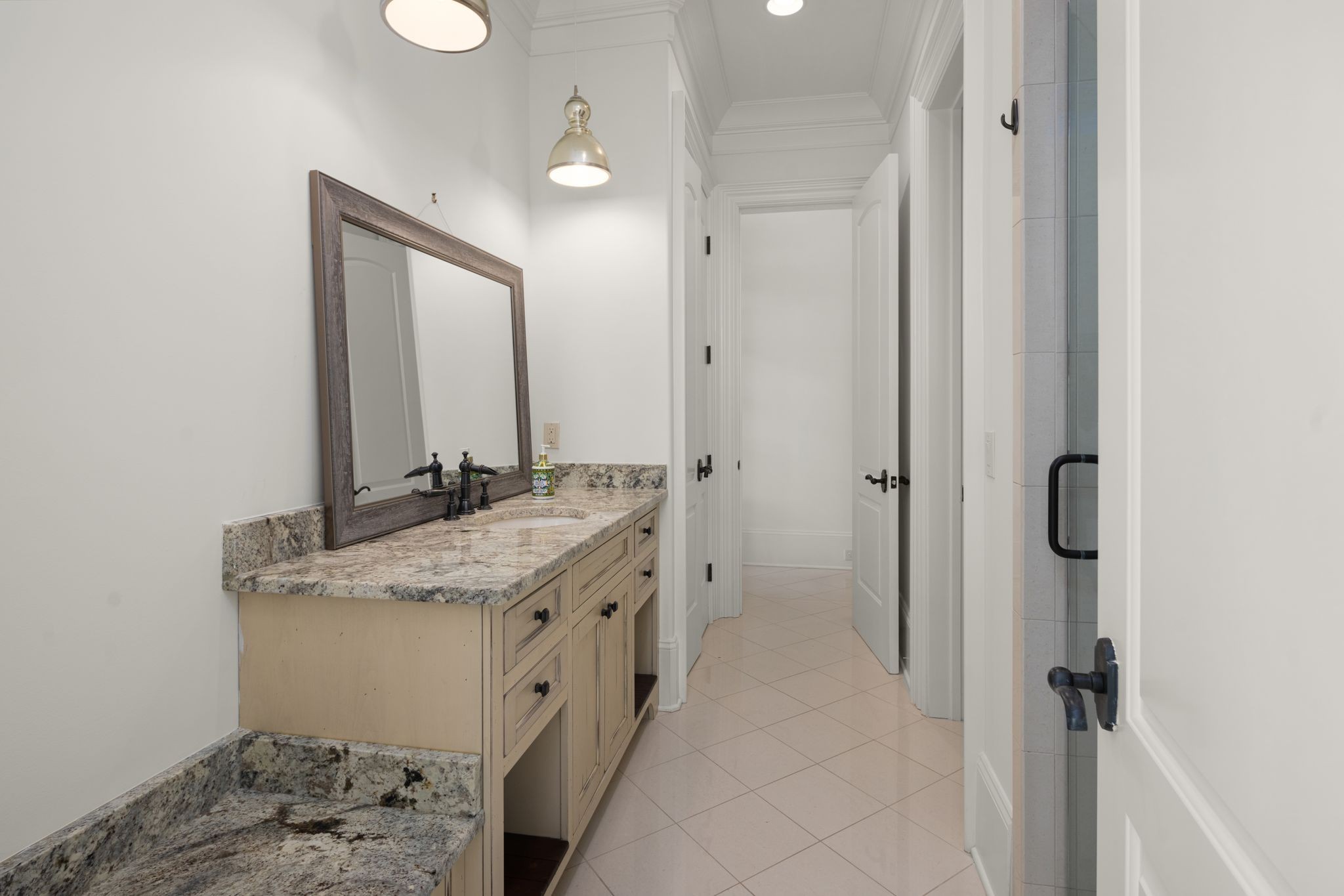 443 Canterbury Rise