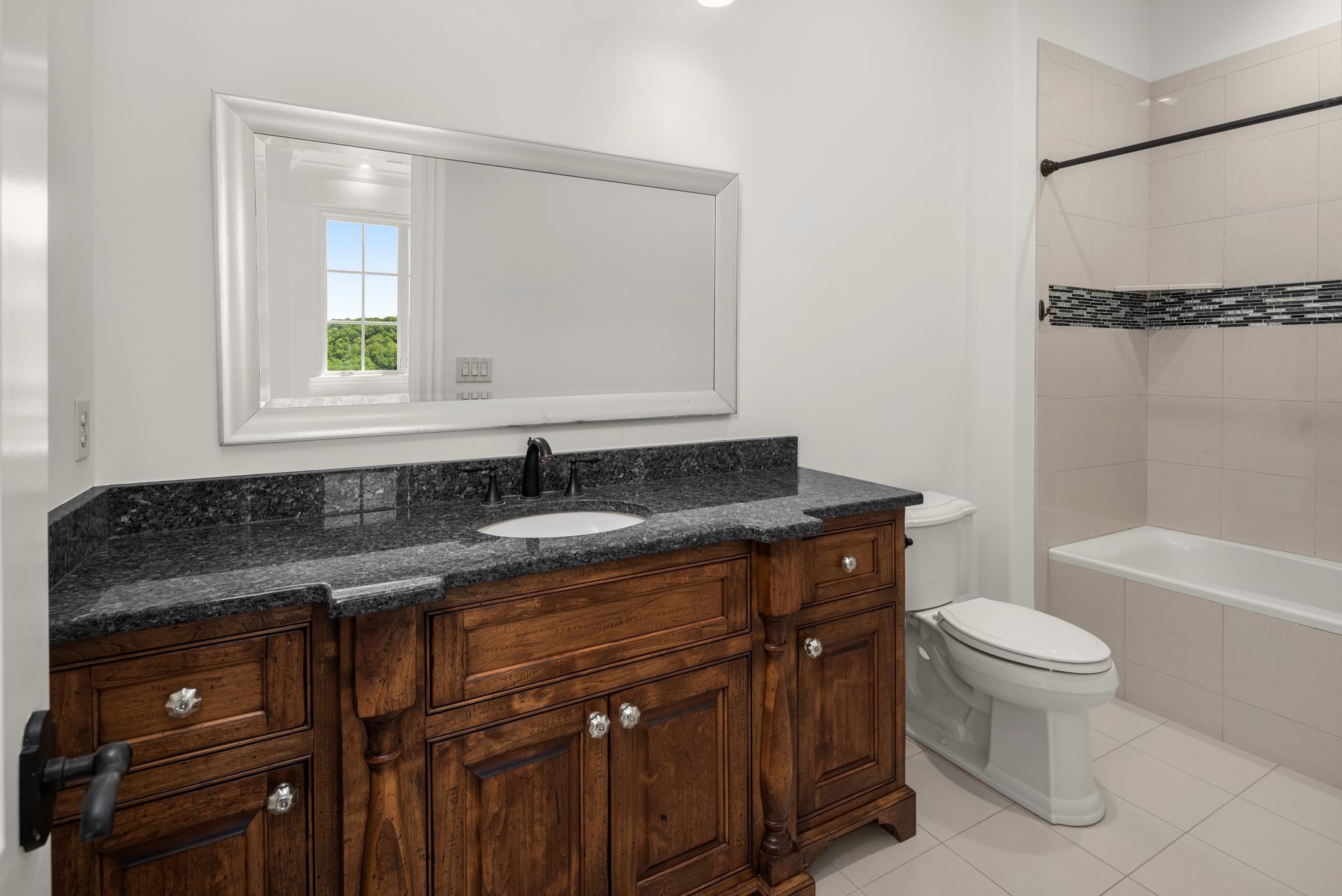 443 Canterbury Rise