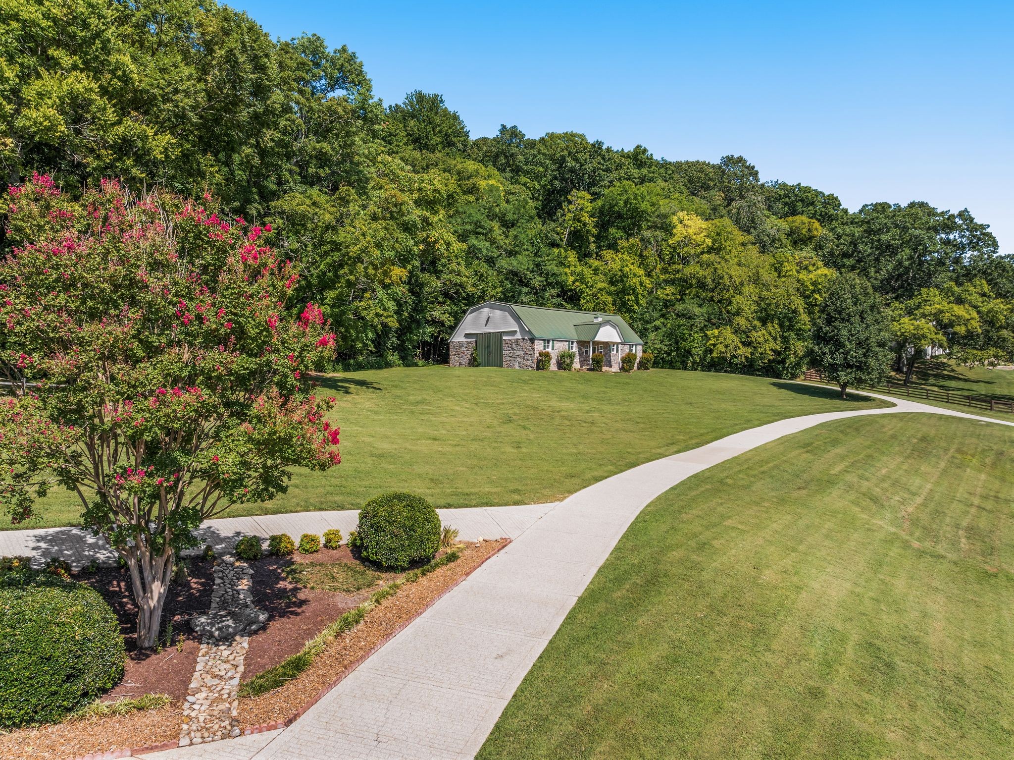 1026 Holly Tree Gap Rd