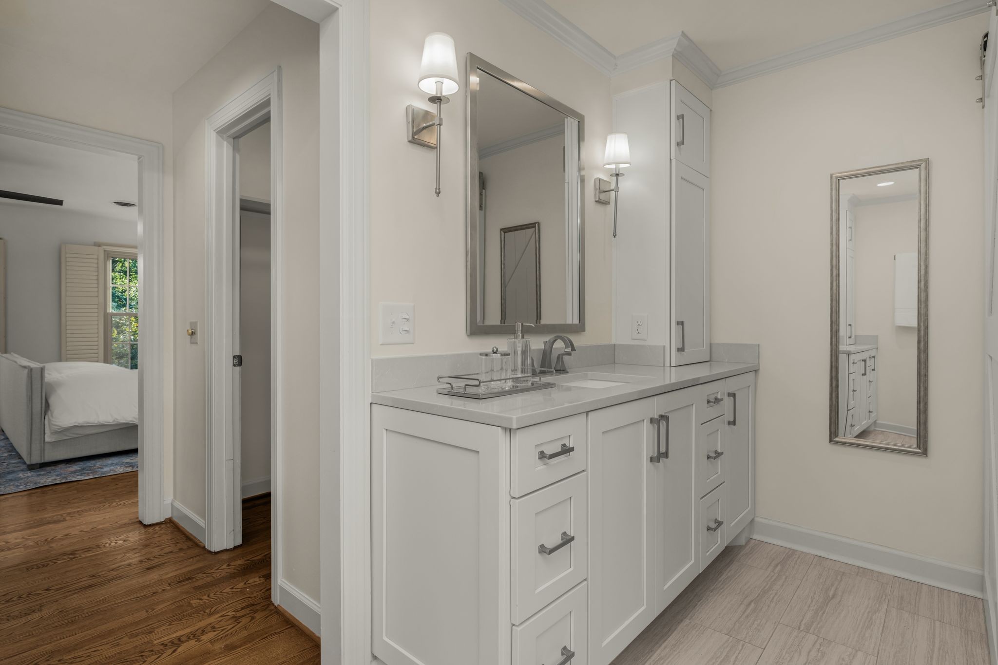 231 Burlington Pl