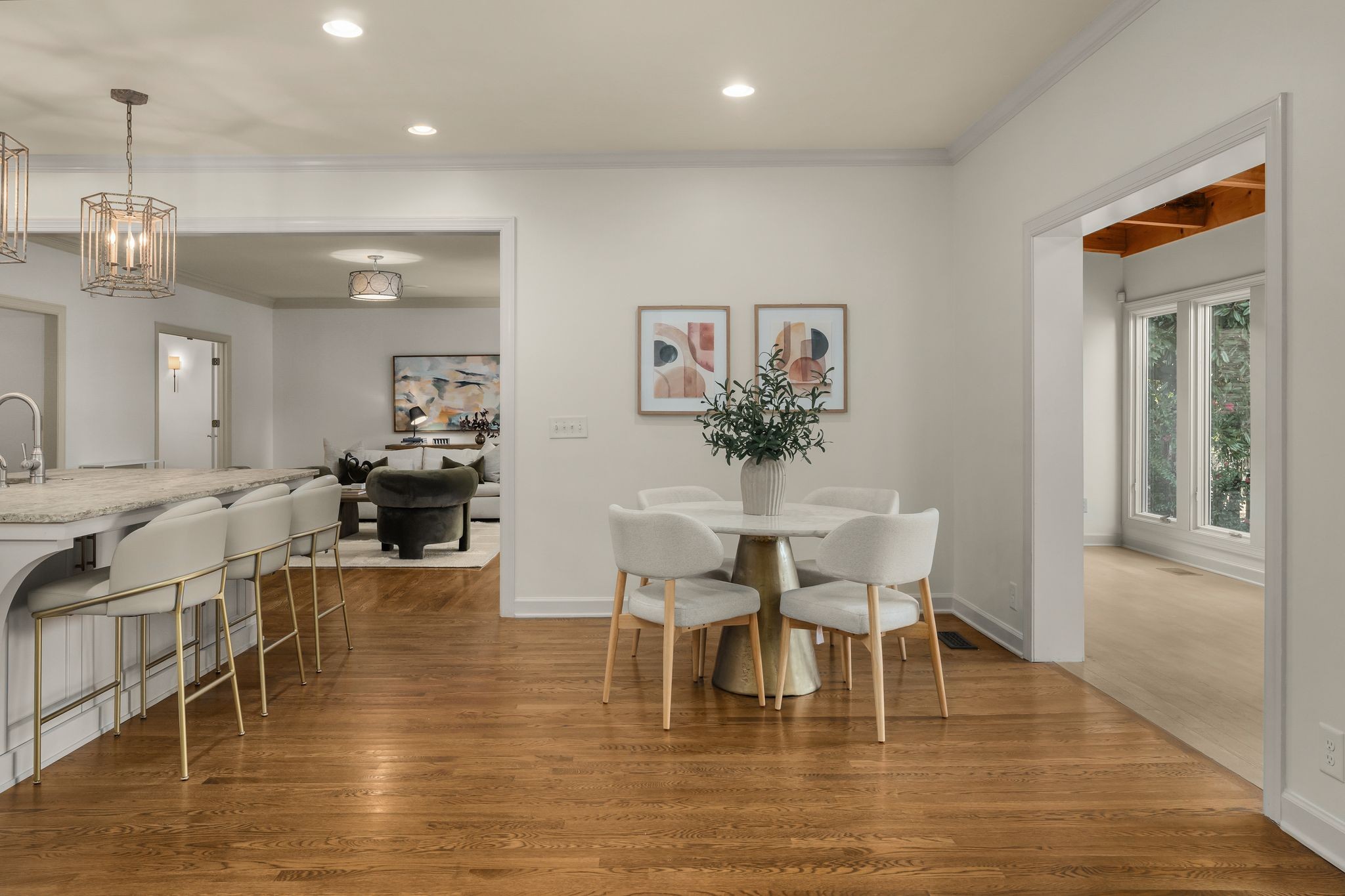 231 Burlington Pl