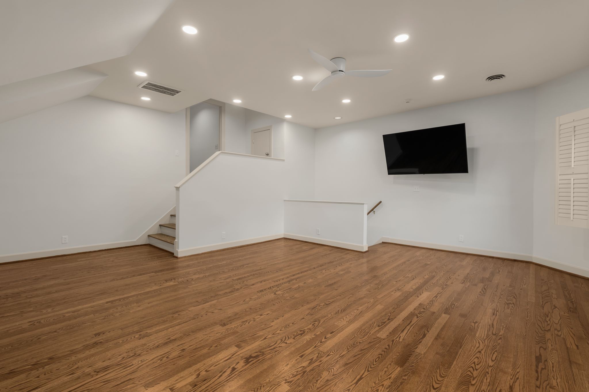 231 Burlington Pl