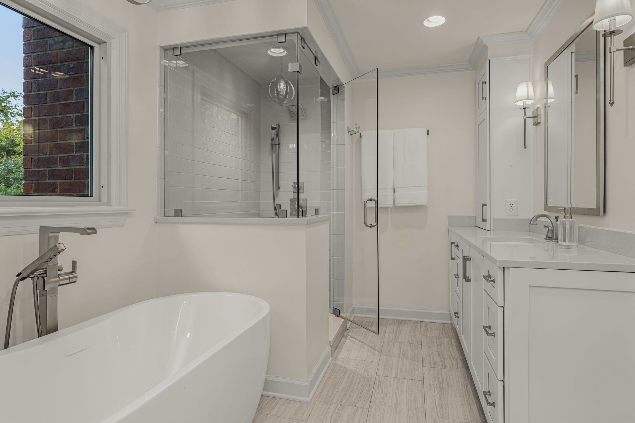 231 Burlington Pl