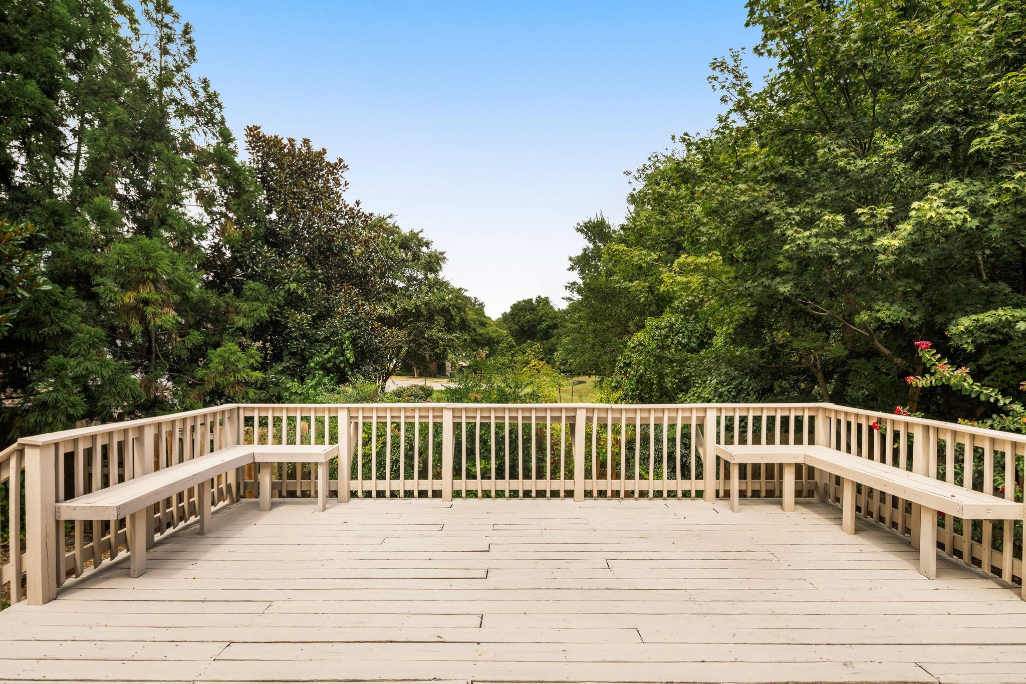 231 Burlington Pl