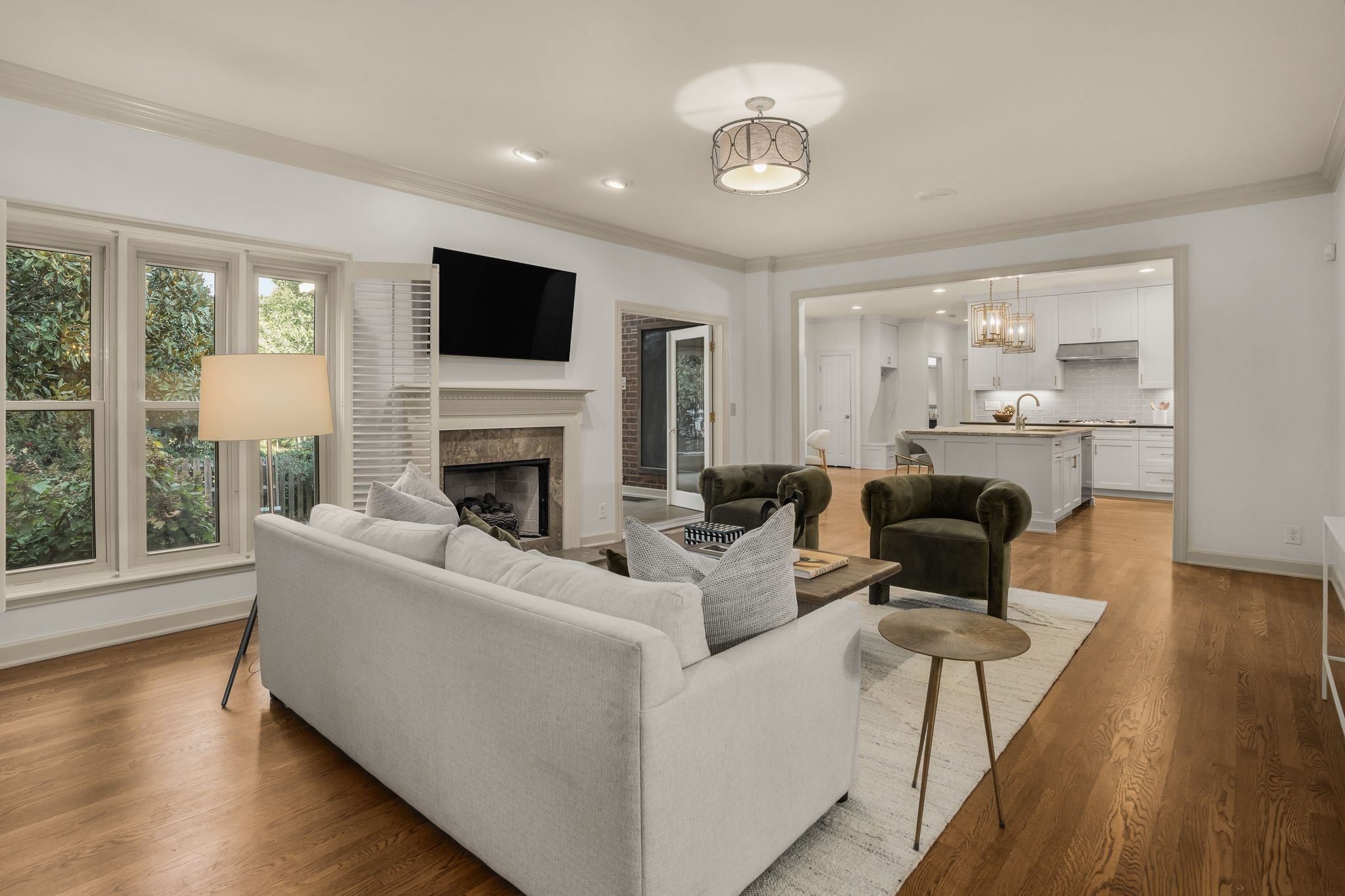 231 Burlington Pl