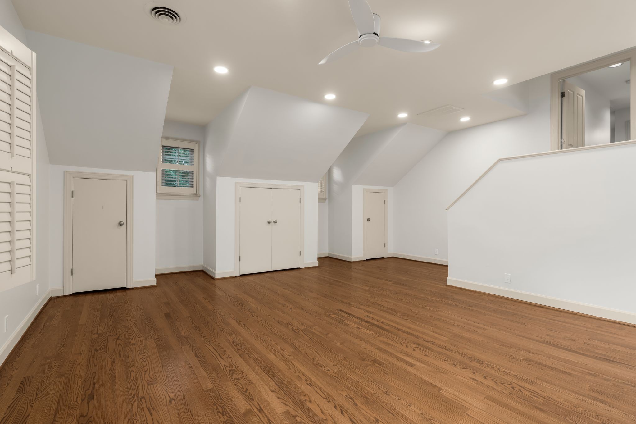 231 Burlington Pl
