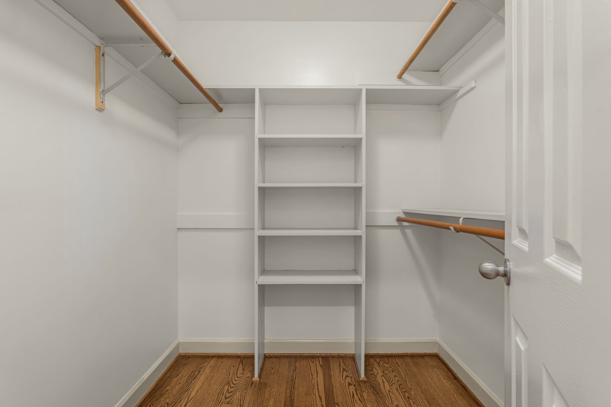 231 Burlington Pl