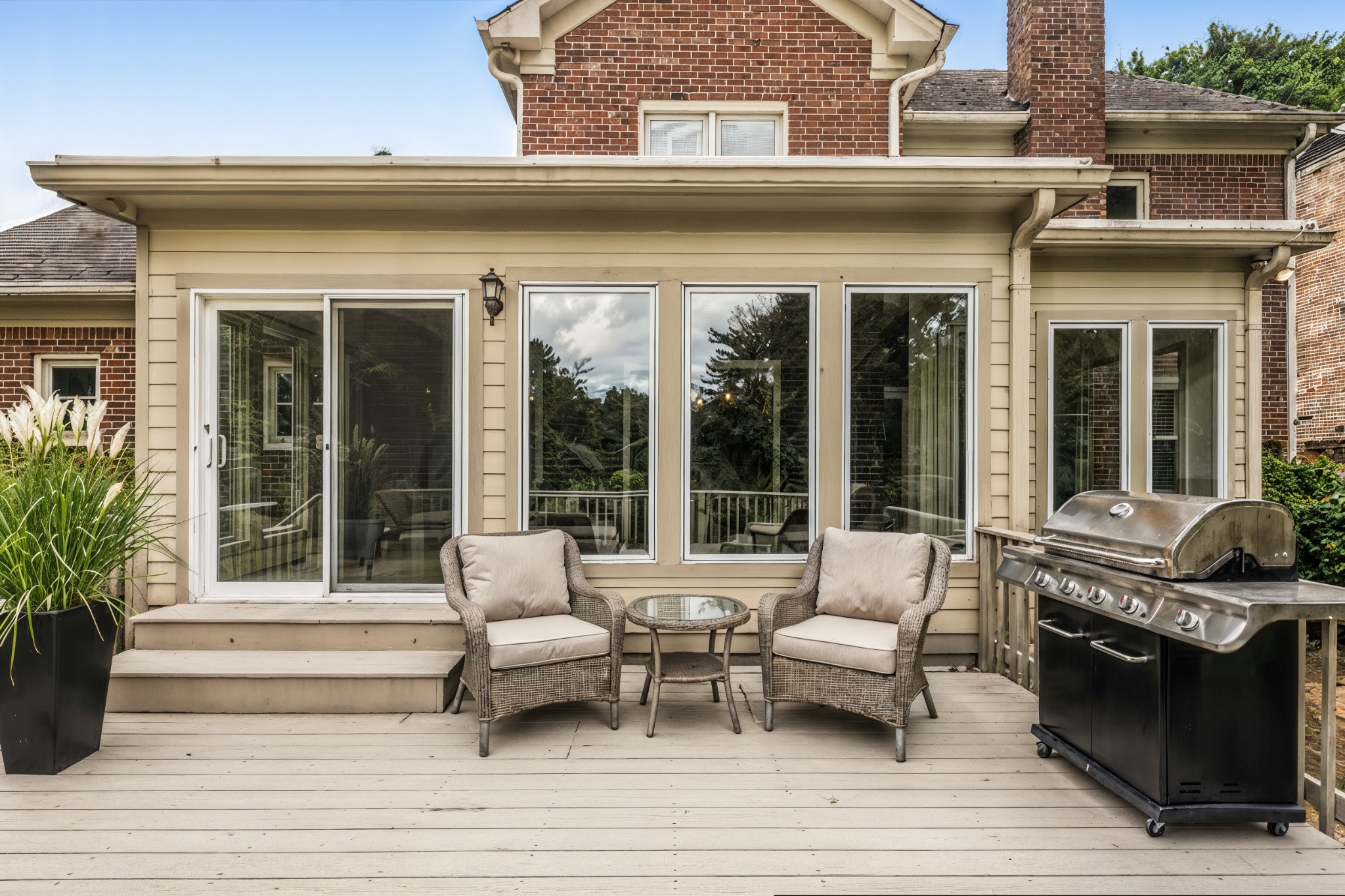 231 Burlington Pl