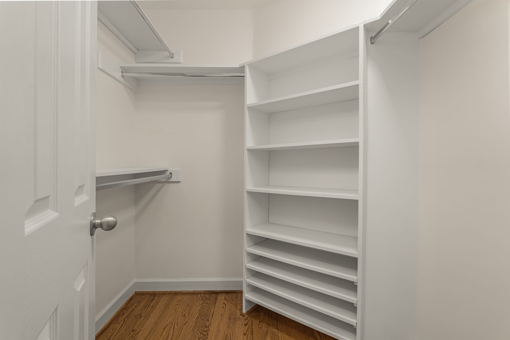 231 Burlington Pl