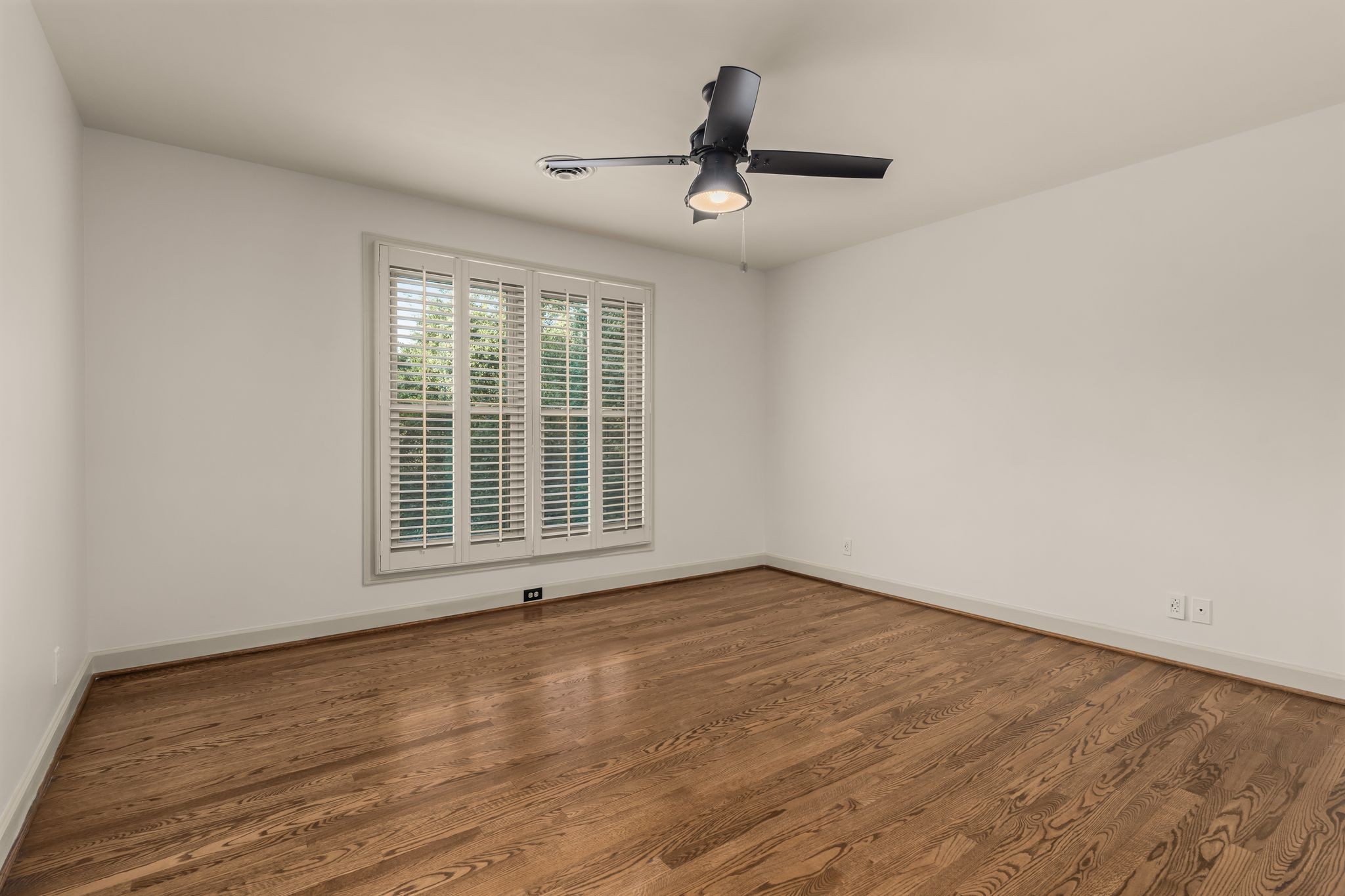 231 Burlington Pl