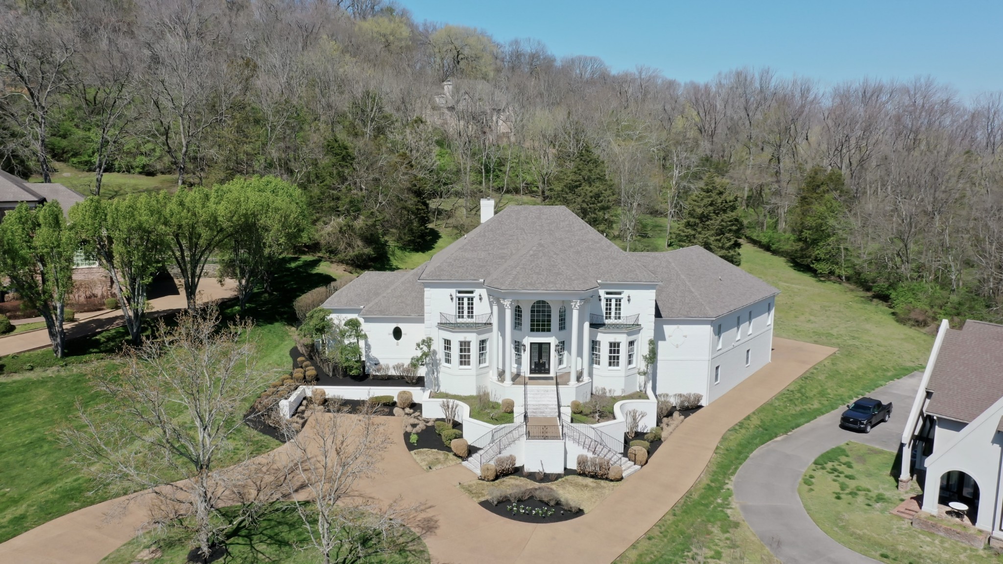 17 Castlewood Ct
