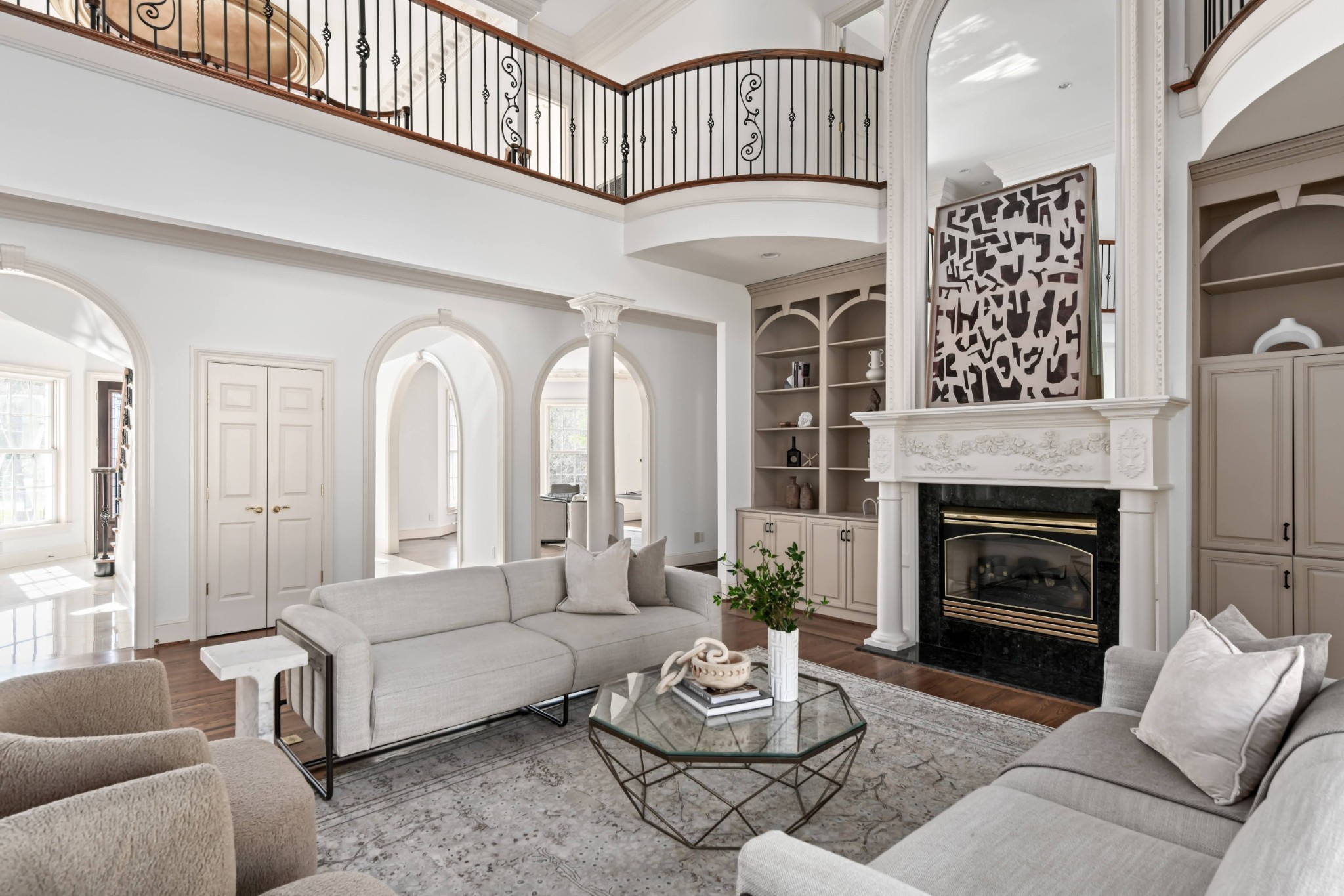 17 Castlewood Ct
