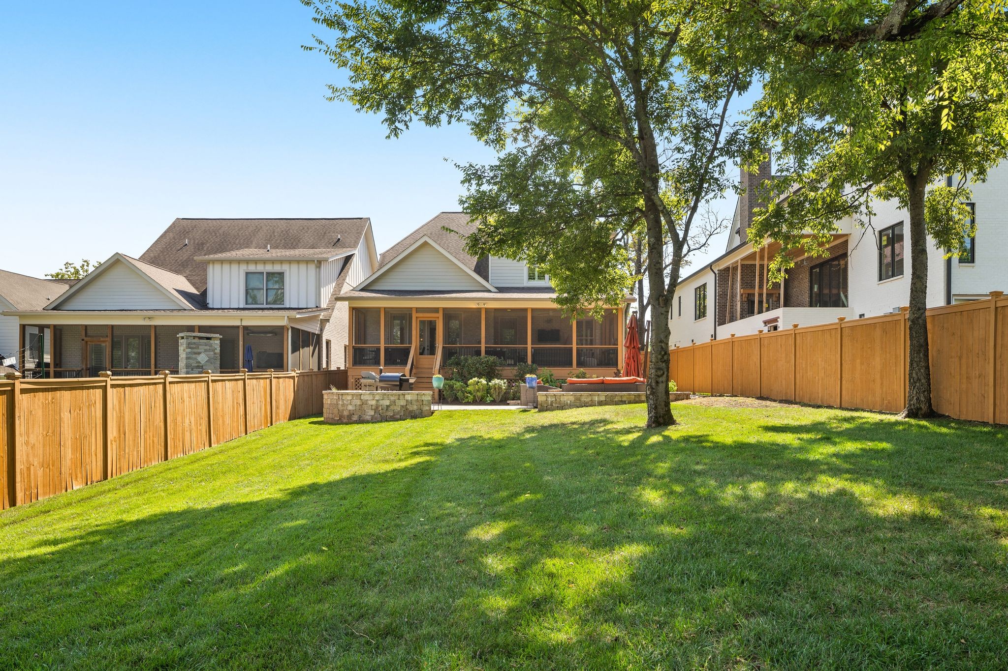 2260 Castleman Dr