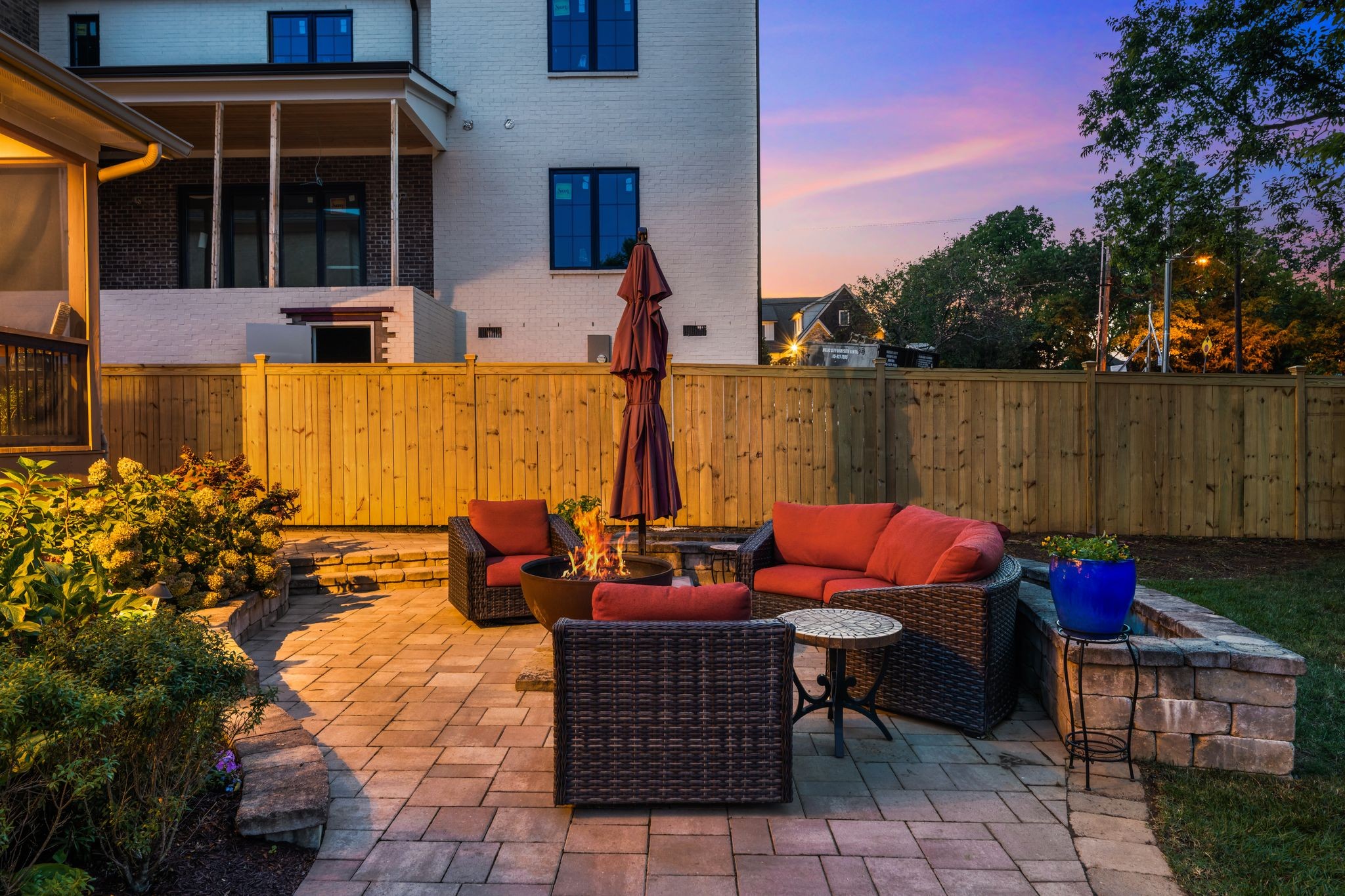 2260 Castleman Dr