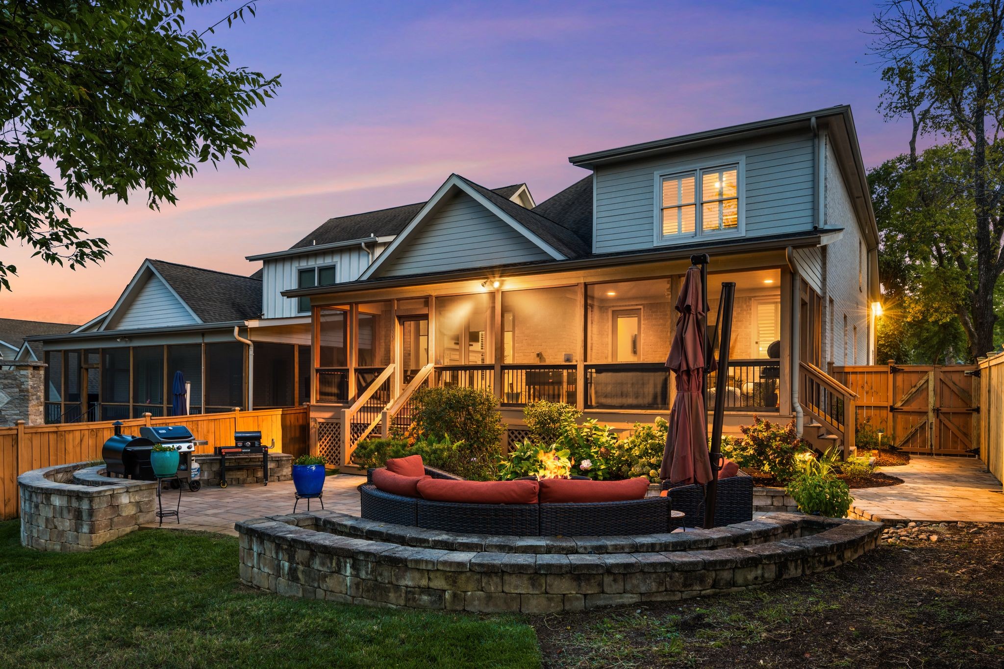 2260 Castleman Dr