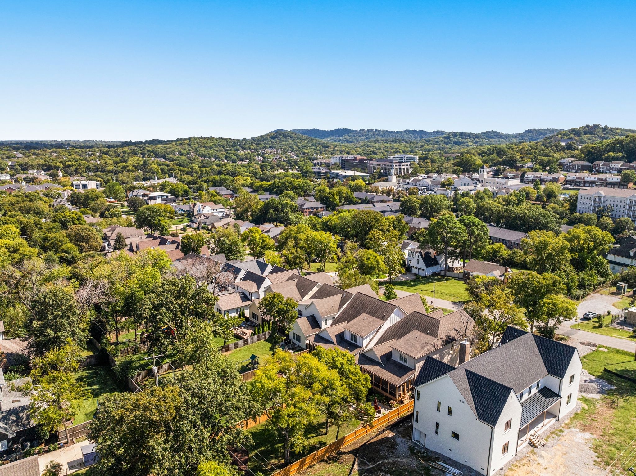 2260 Castleman Dr