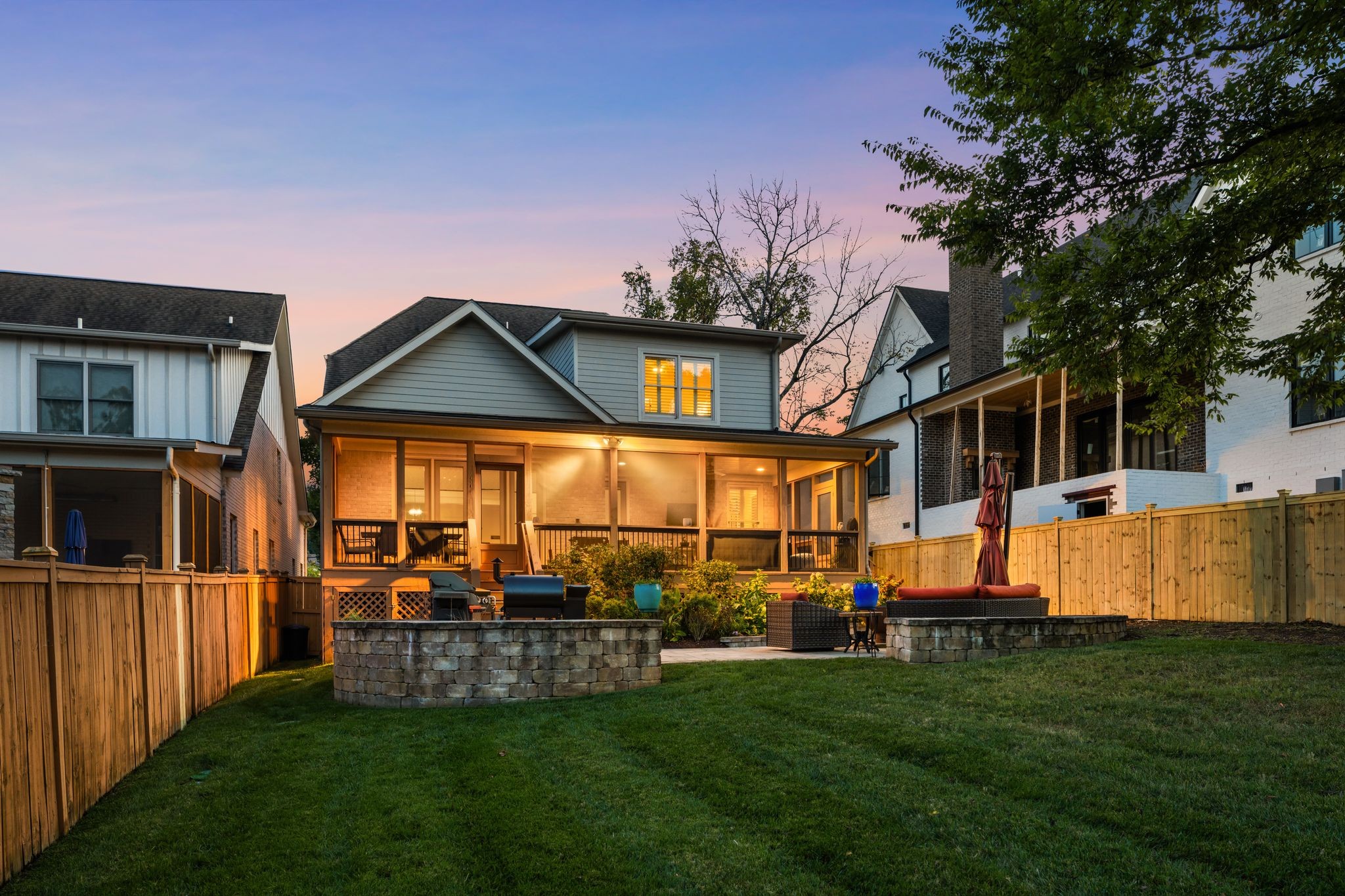 2260 Castleman Dr