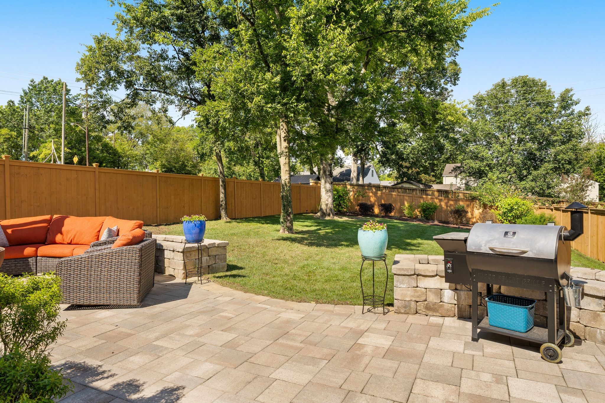 2260 Castleman Dr