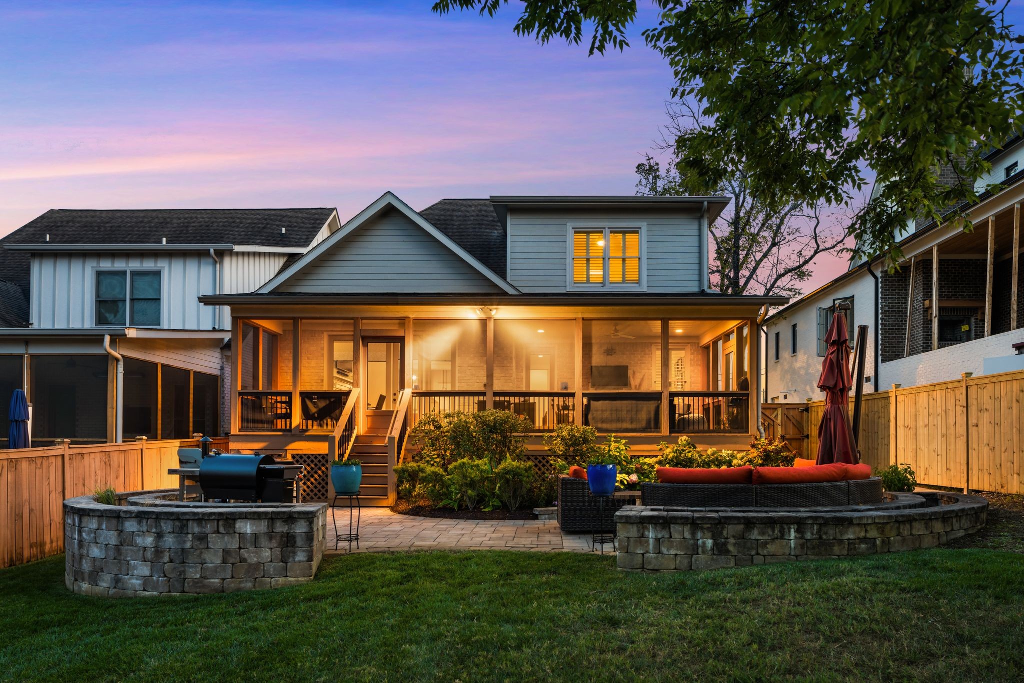 2260 Castleman Dr