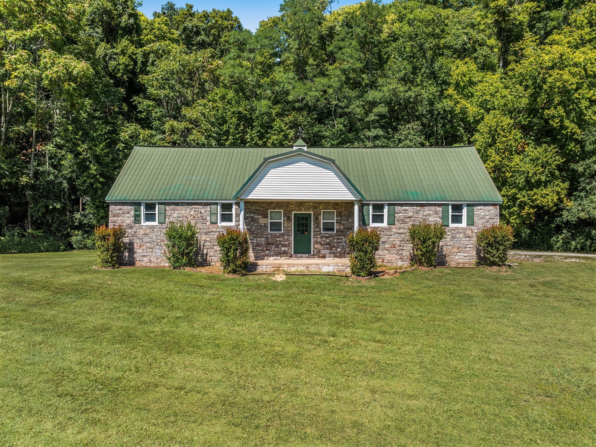 1026 Holly Tree Gap Rd