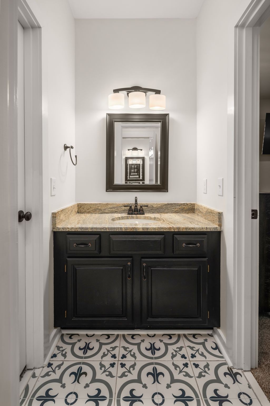 1026 Holly Tree Gap Rd