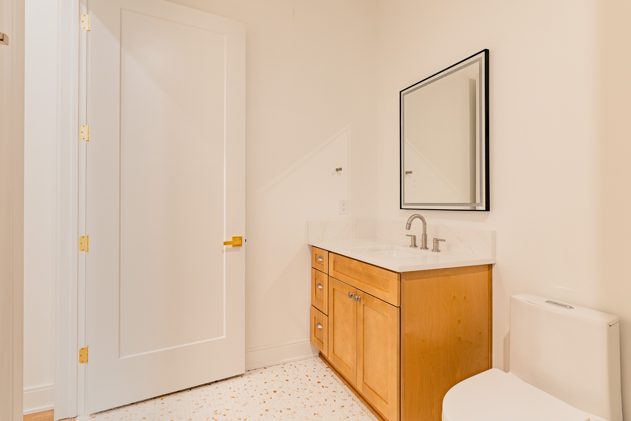 3509 Charlotte Ave, W Unit: 102