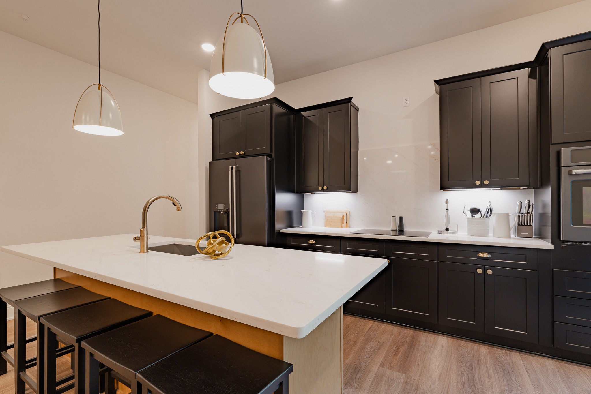 3509 Charlotte Ave, W Unit: 201