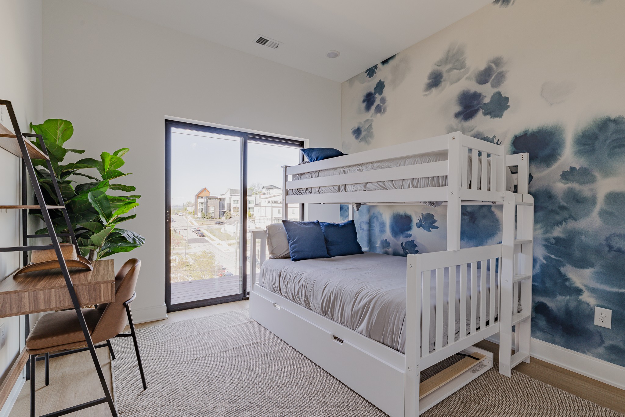 3509 Charlotte Ave, W Unit: 506