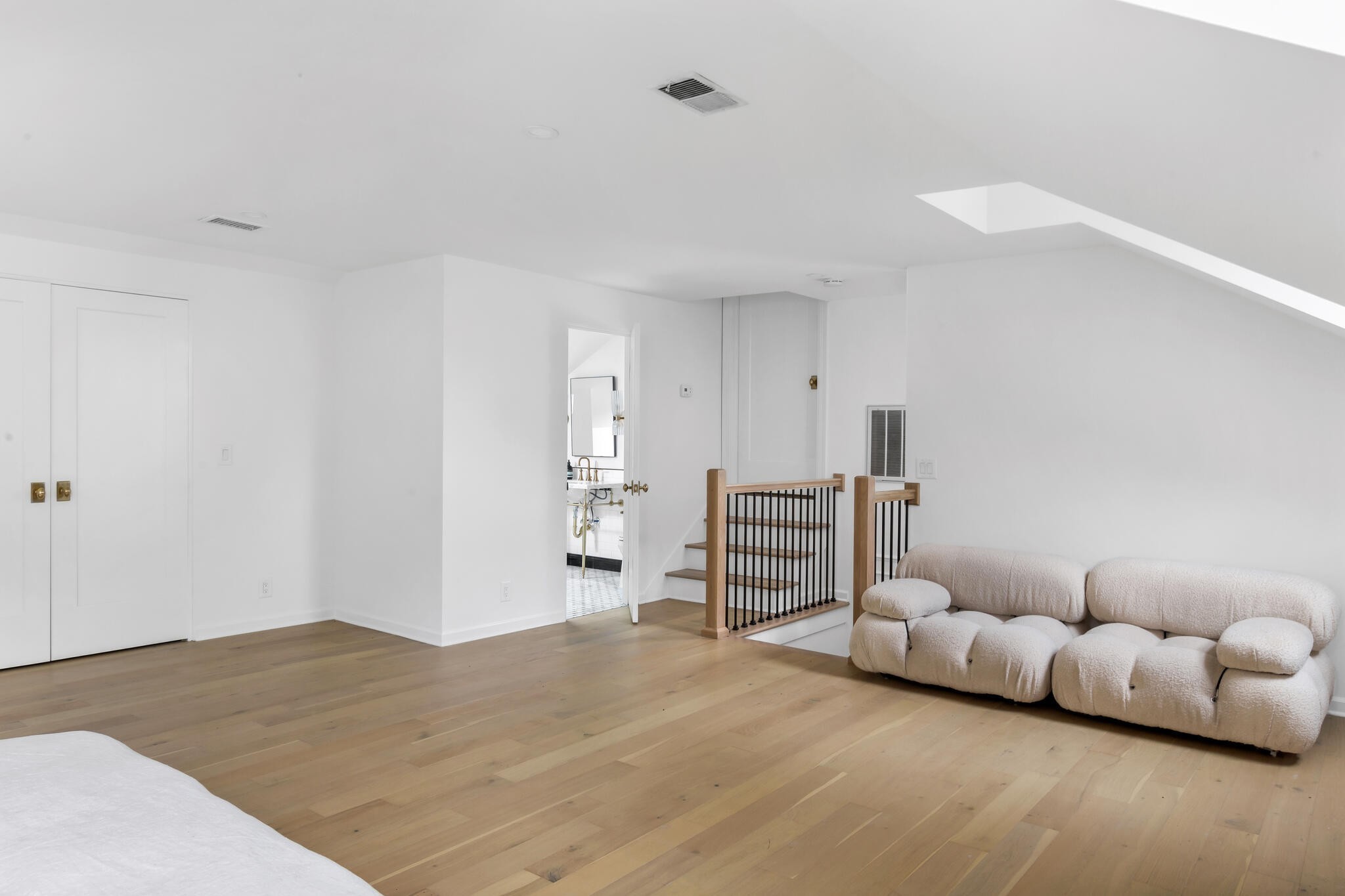 1005 Scramblers Knob