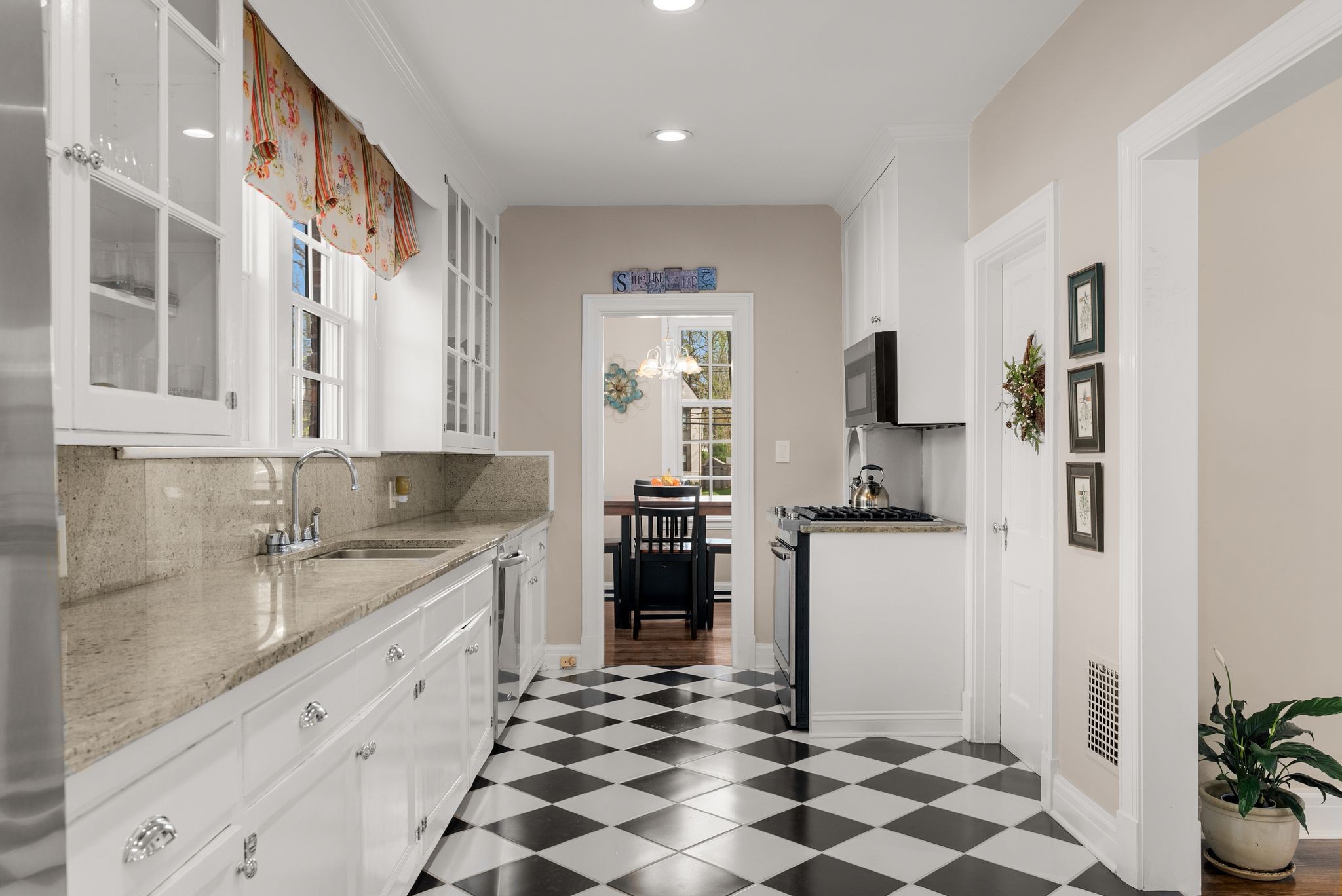 3611 Woodmont Boulevard