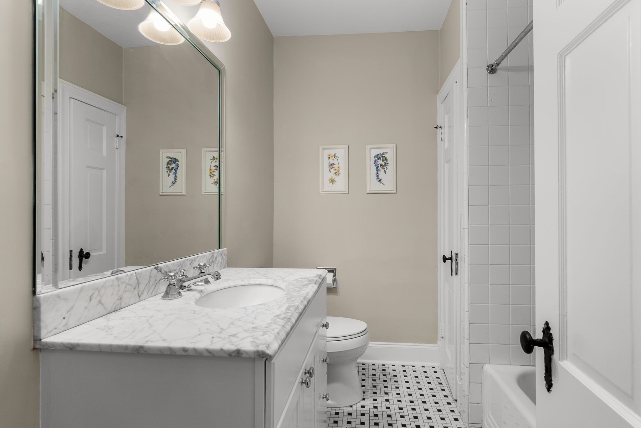 3611 Woodmont Boulevard