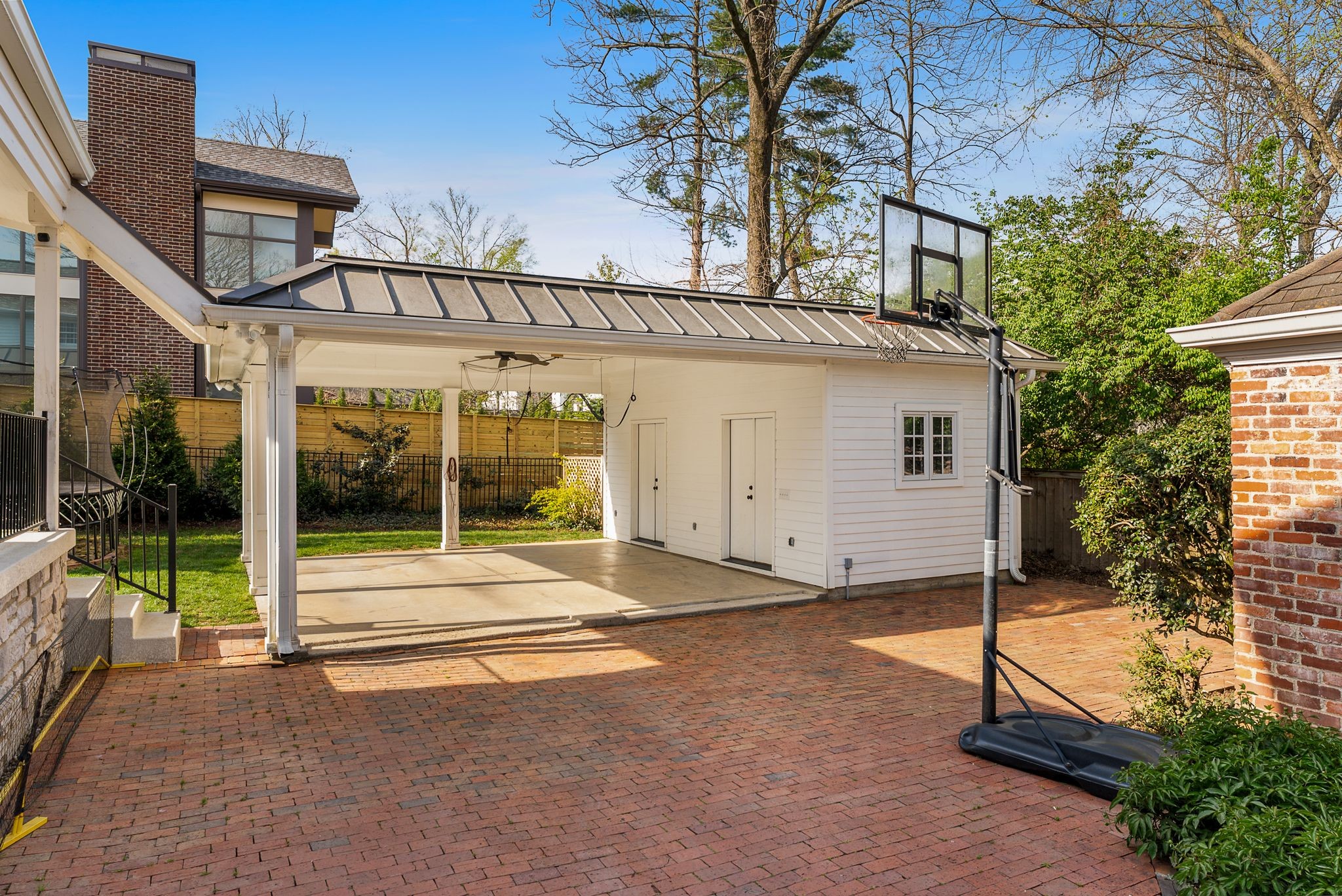 3611 Woodmont Boulevard