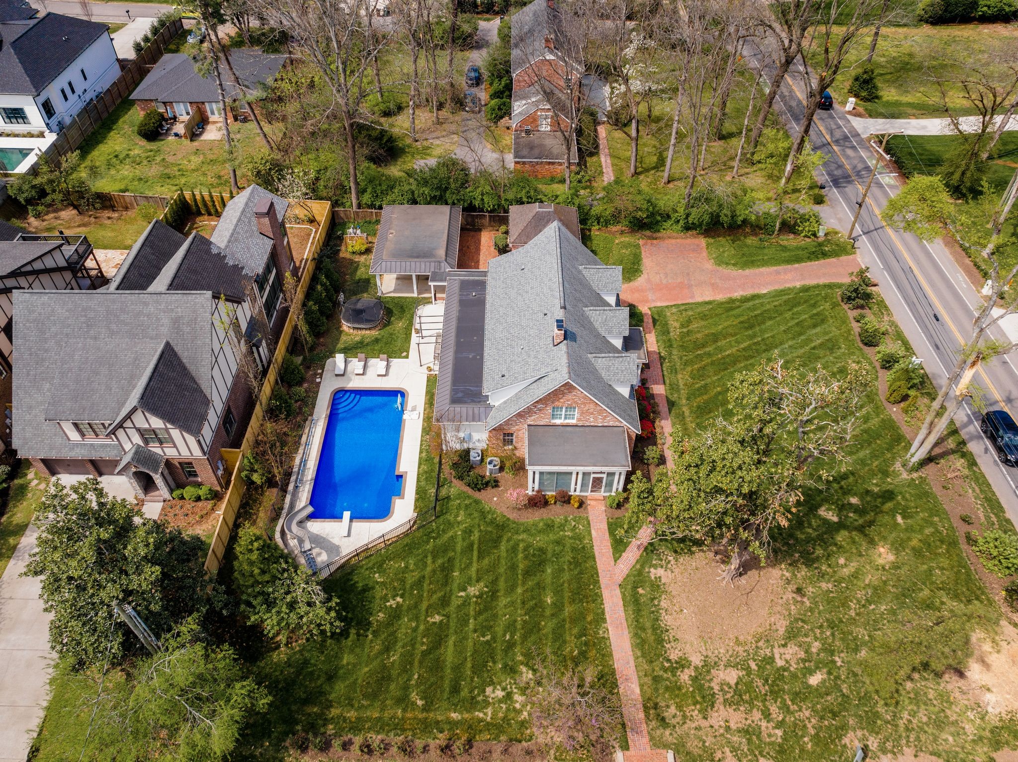 3611 Woodmont Boulevard