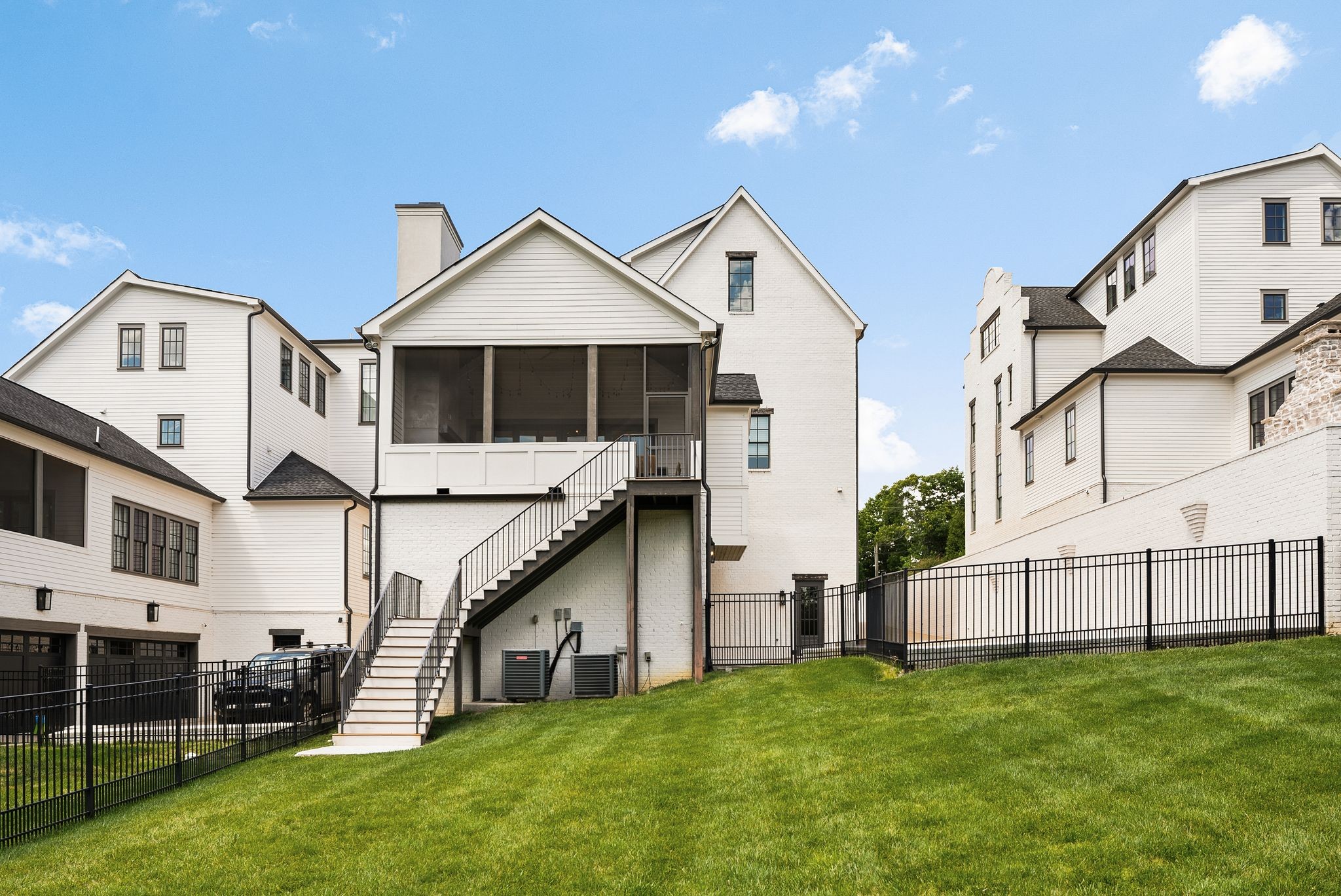 215 La Vista Dr