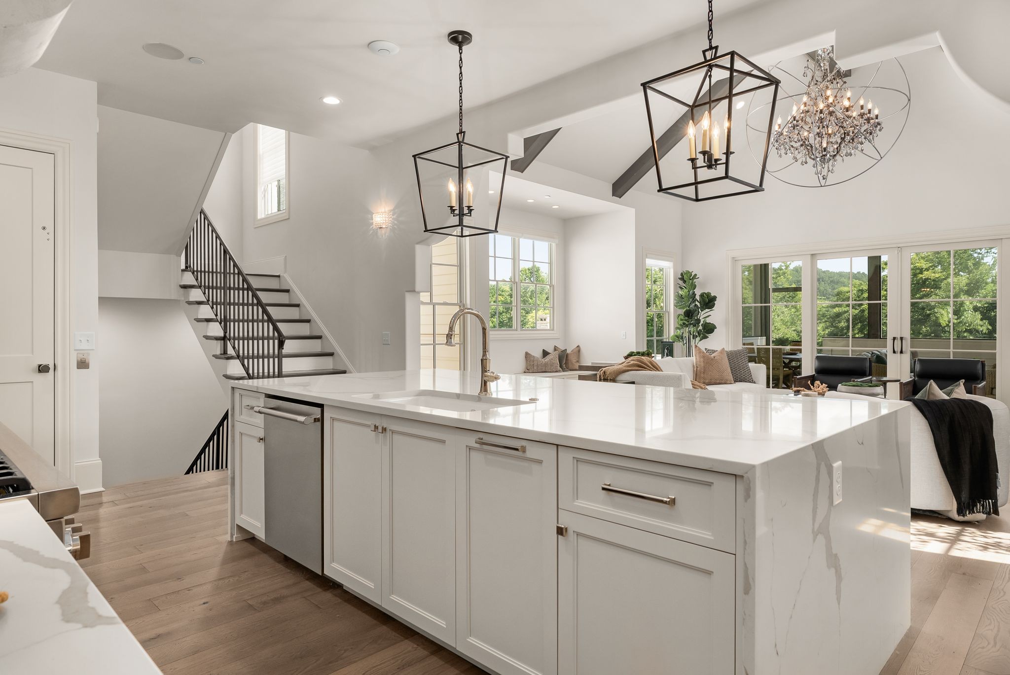 215 La Vista Dr